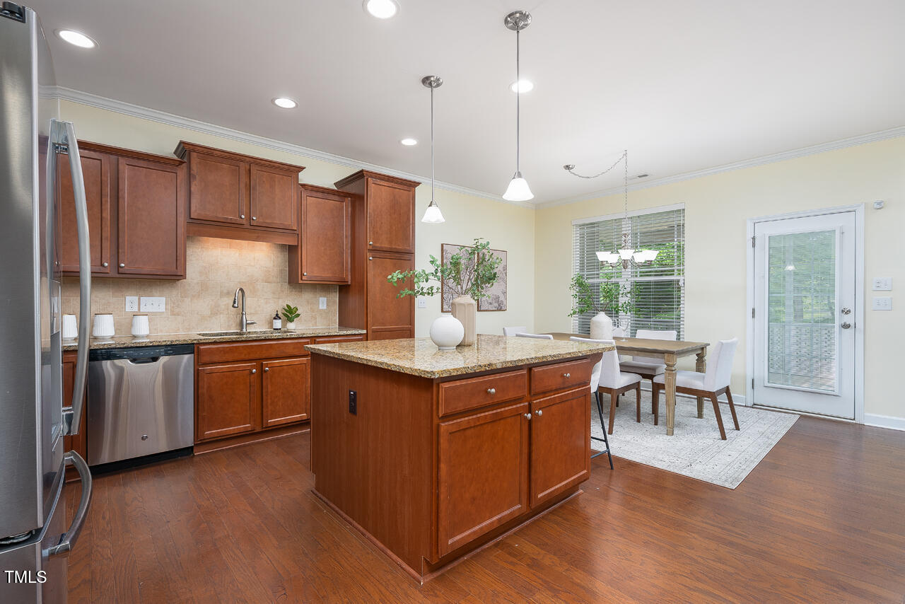 275 N Farm Drive