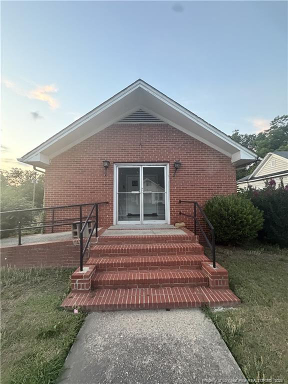 1203 Holloway Street