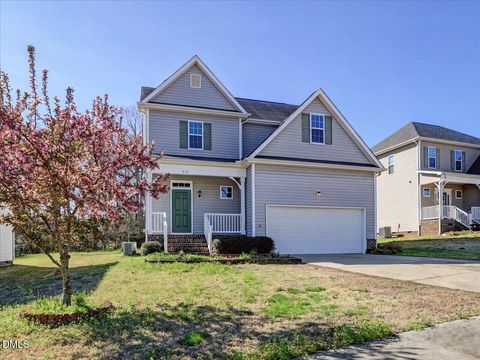 810 Howdenshire Knightdale NC 27545