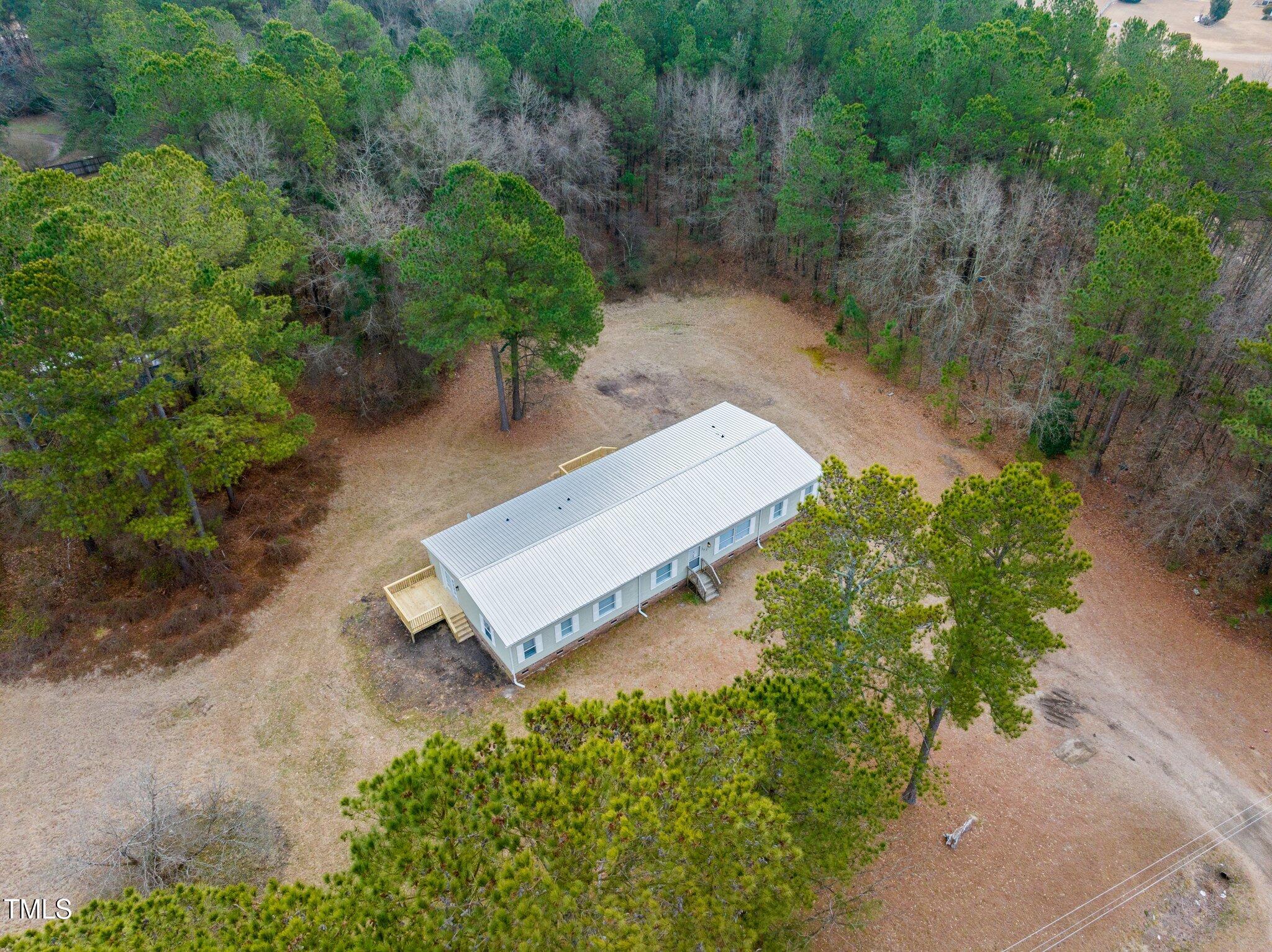 752 Dundee Circle