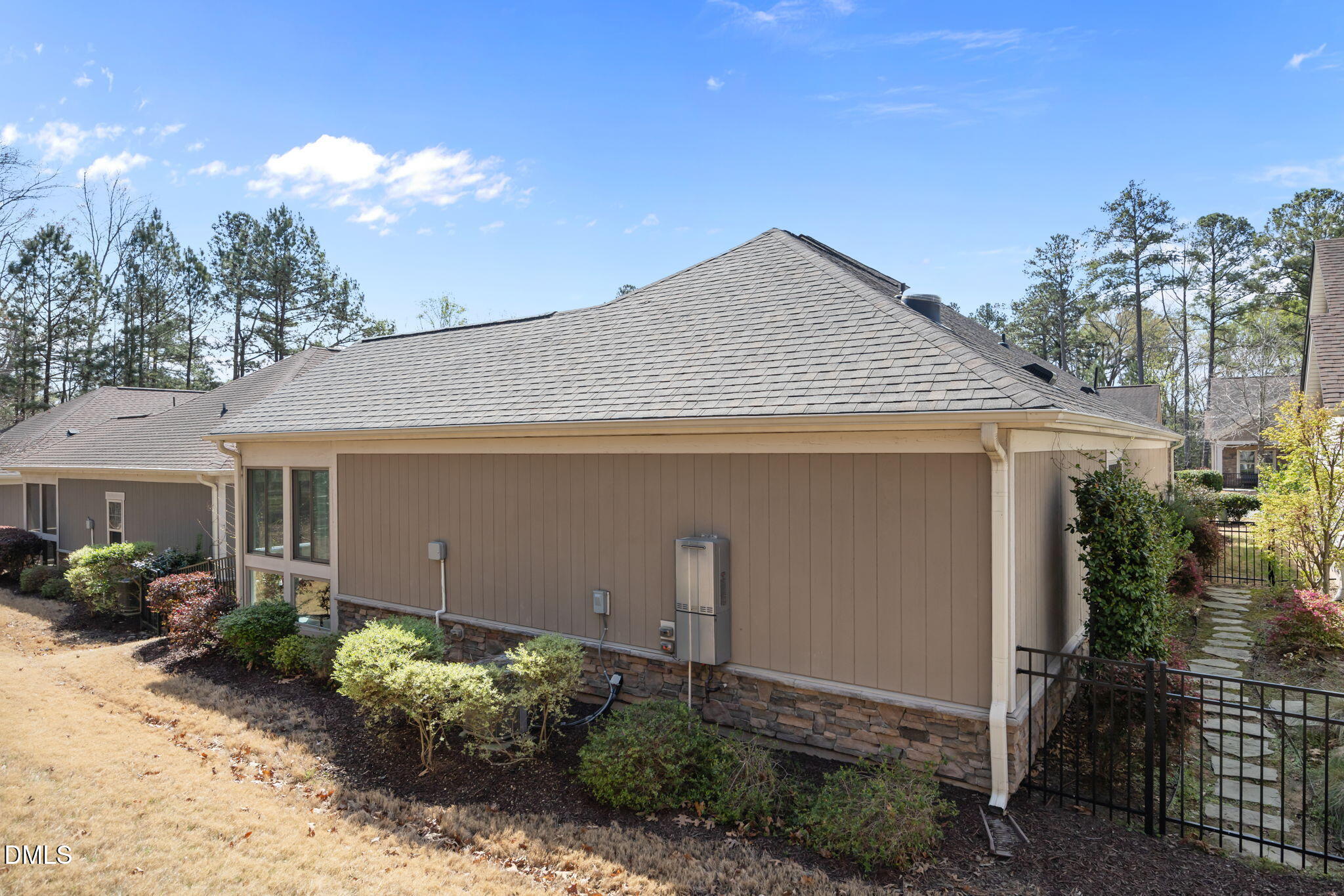 7528 Courtyard Place