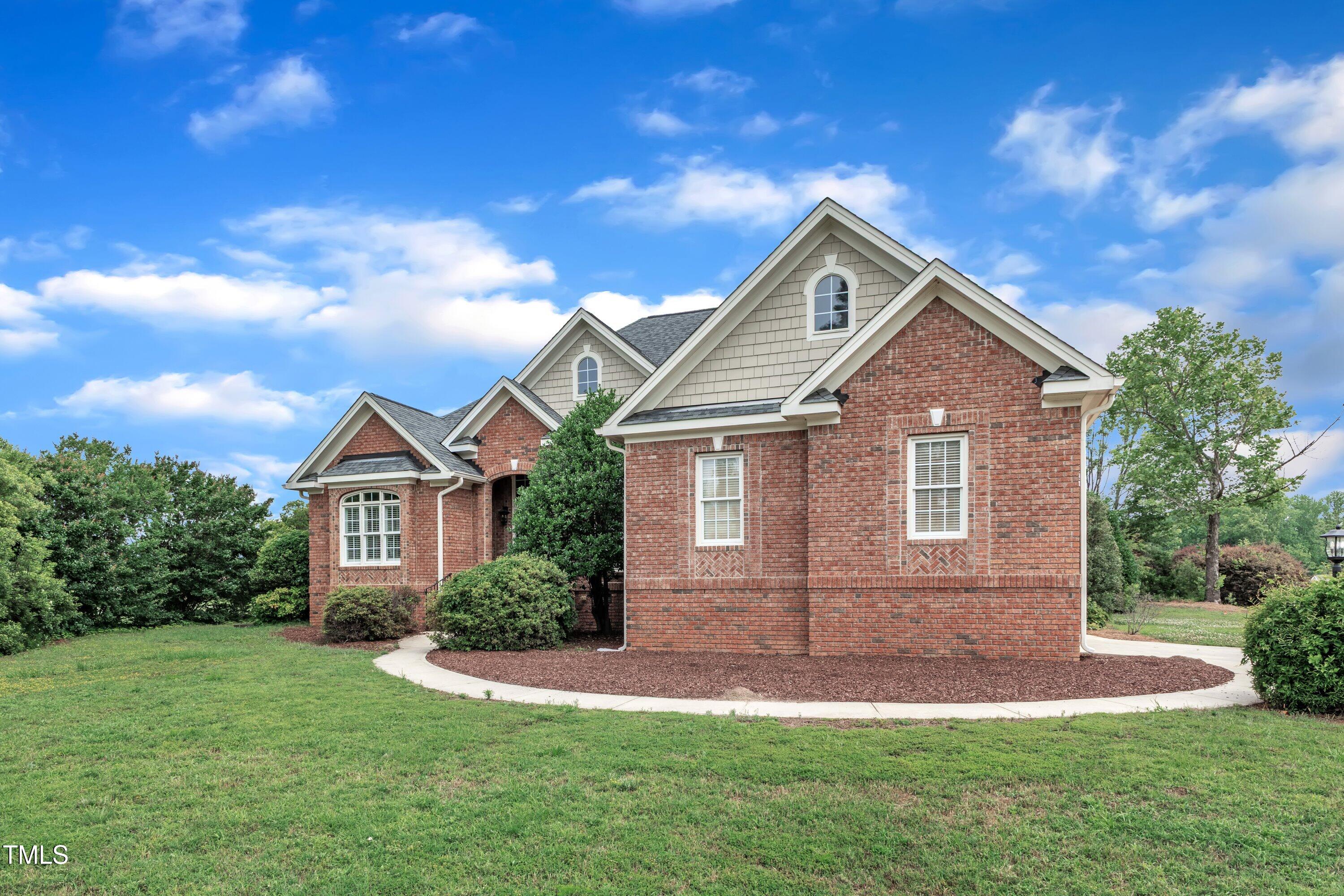 7800 Twin Pines Way