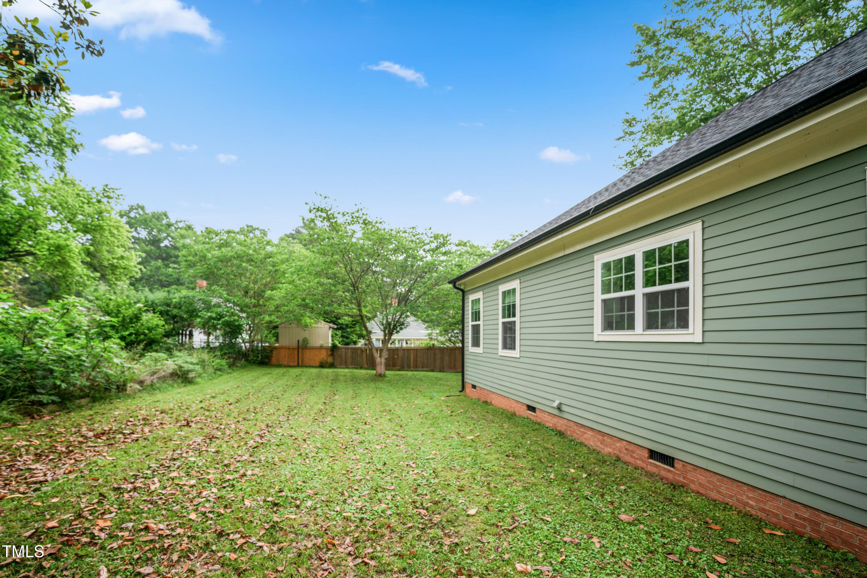129 E Chestnut Avenue