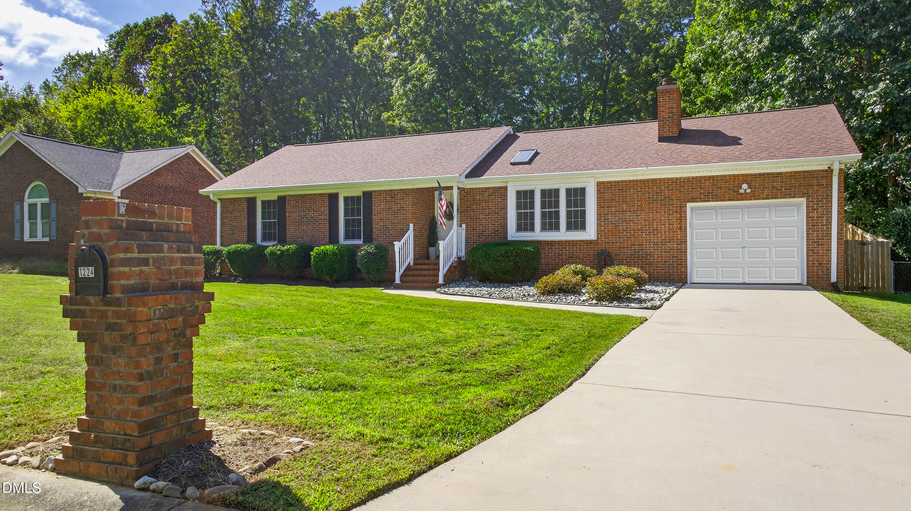 1224 S Skyview Drive