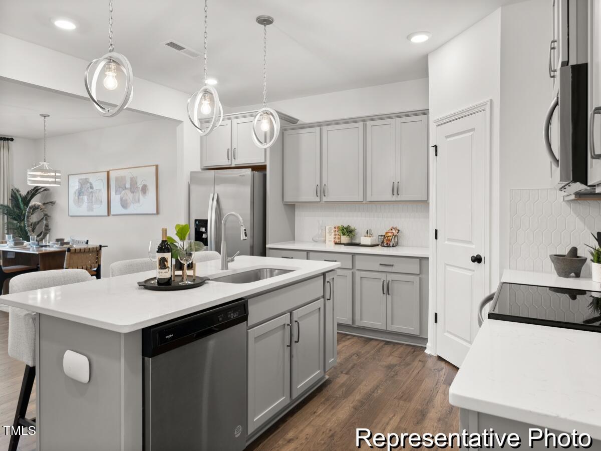 115 N District Avenue 298