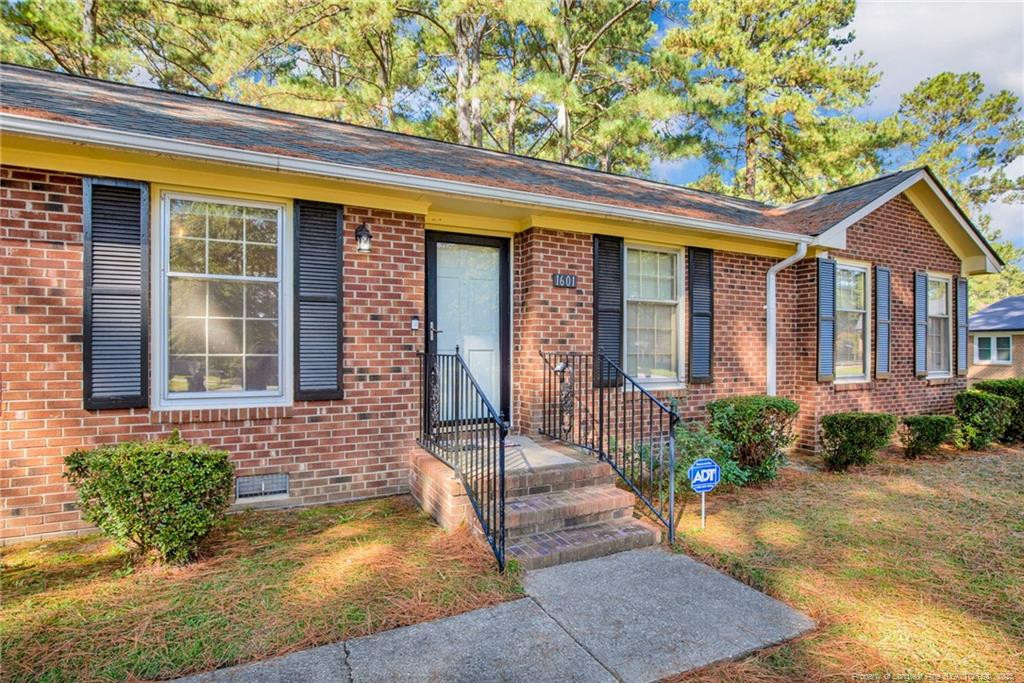 1601 Brisby Court