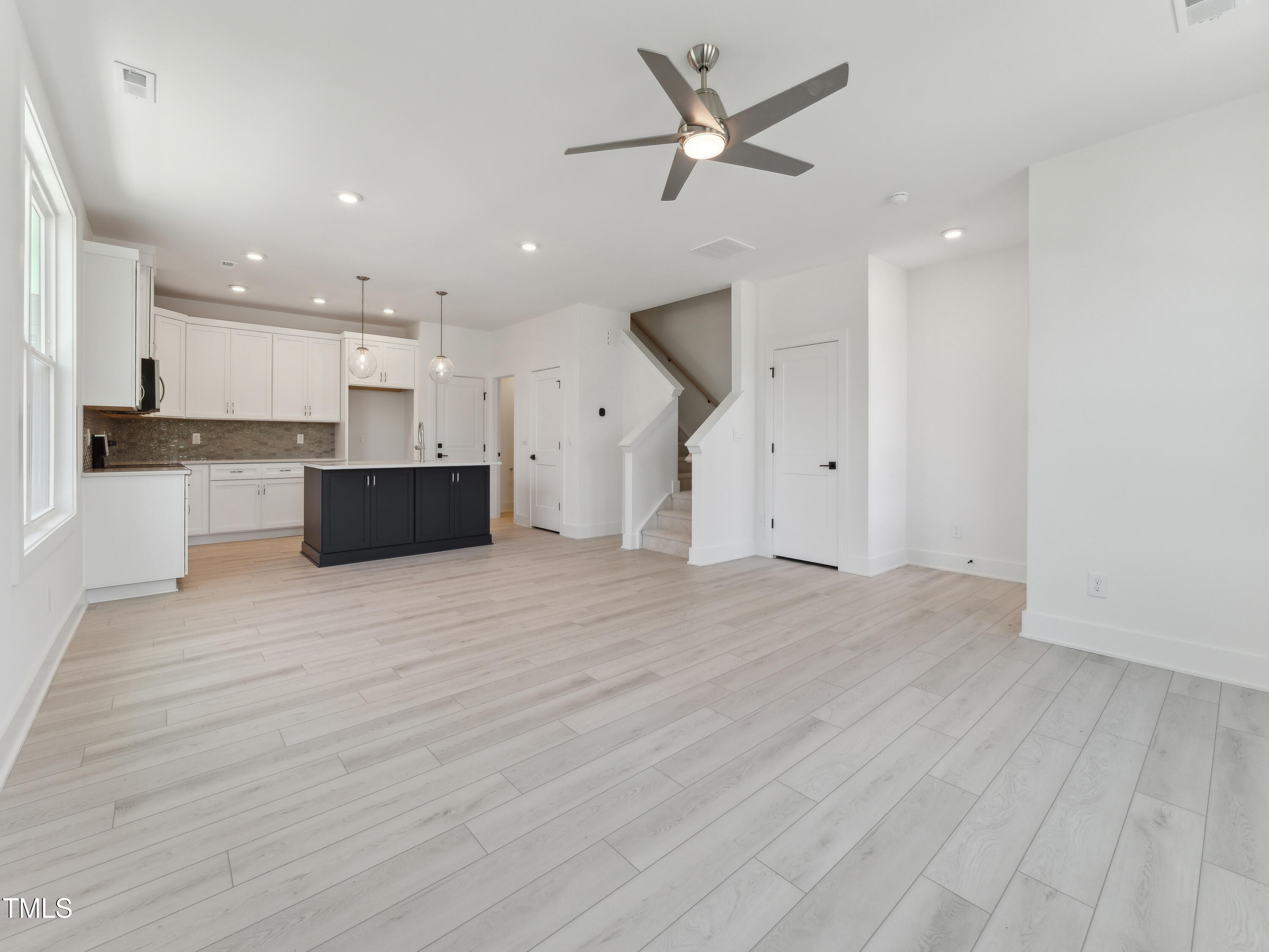 812 Barlow Drive 255