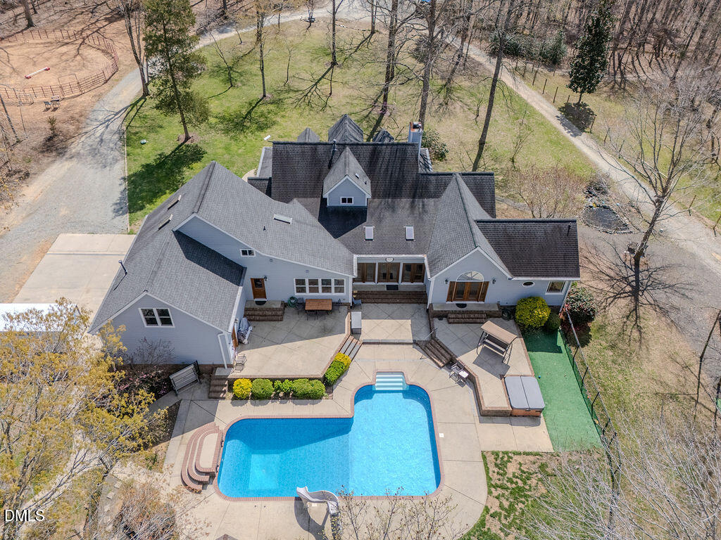 4000 Woodland Park Drive