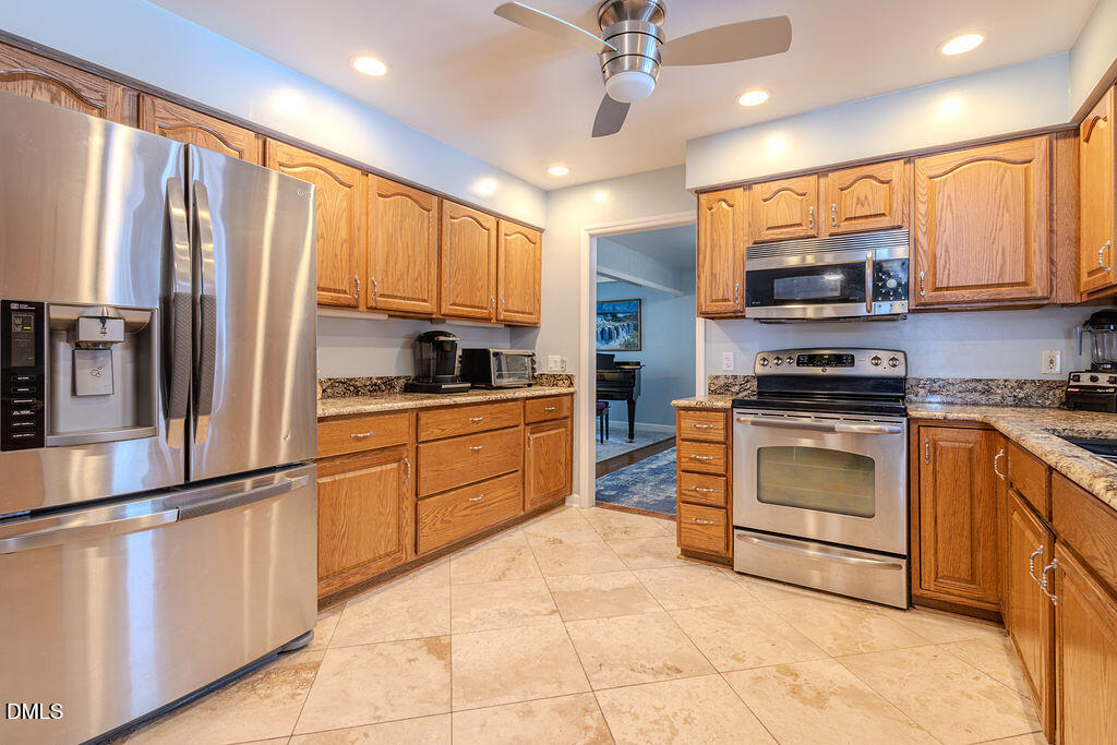 4000 Woodland Park Drive