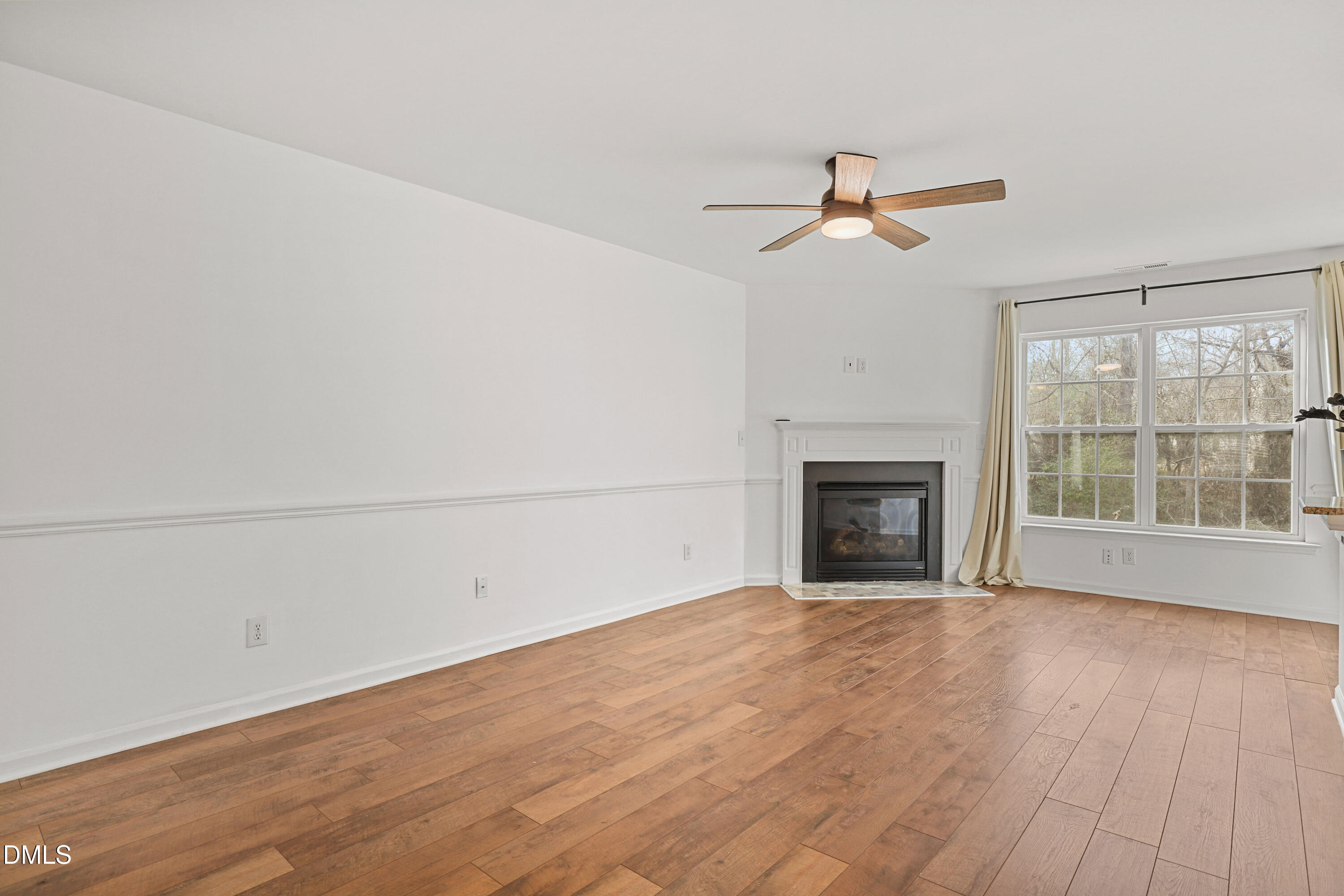 808 Red Oak Tree Drive