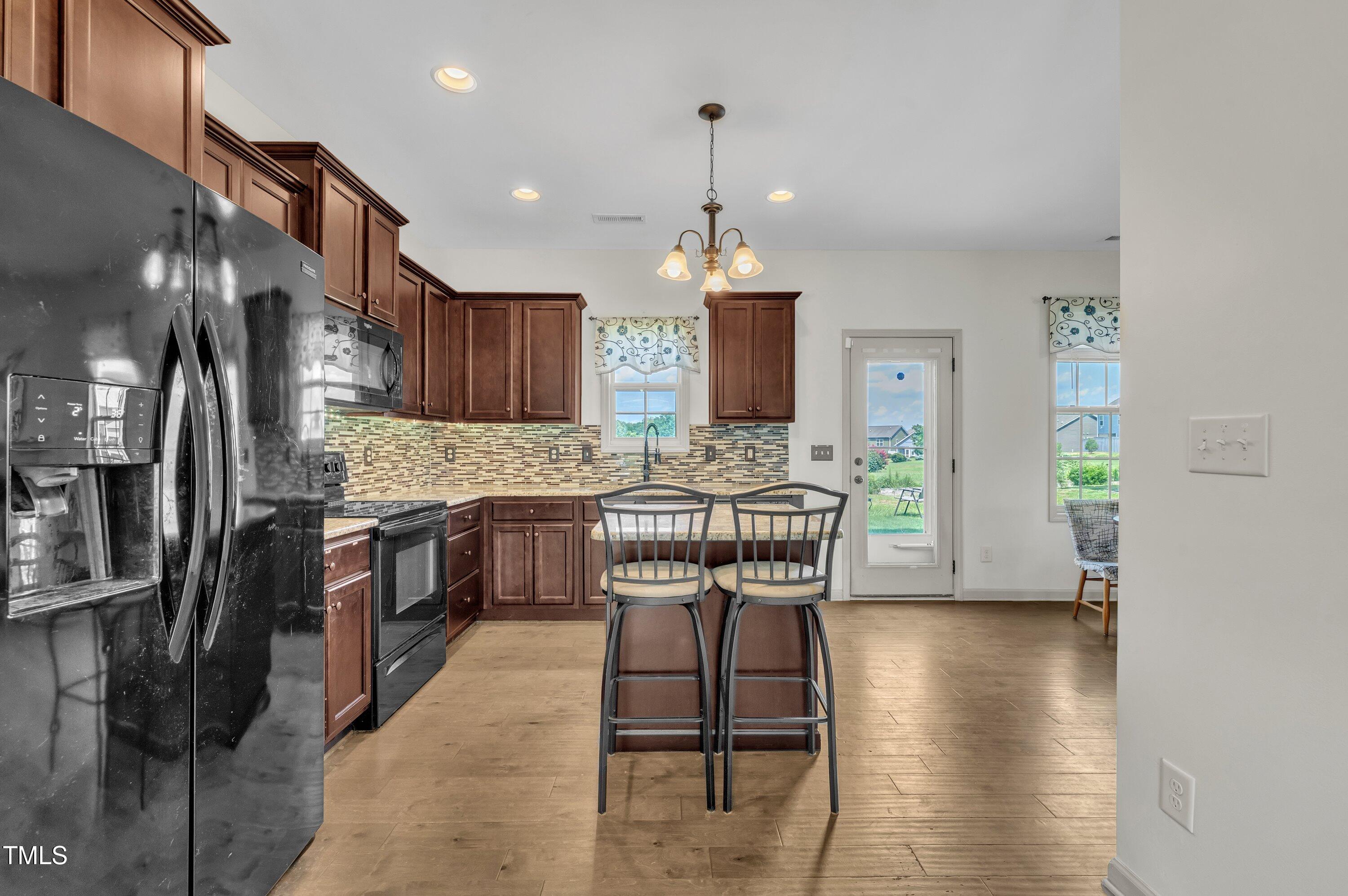 48 Manito Place