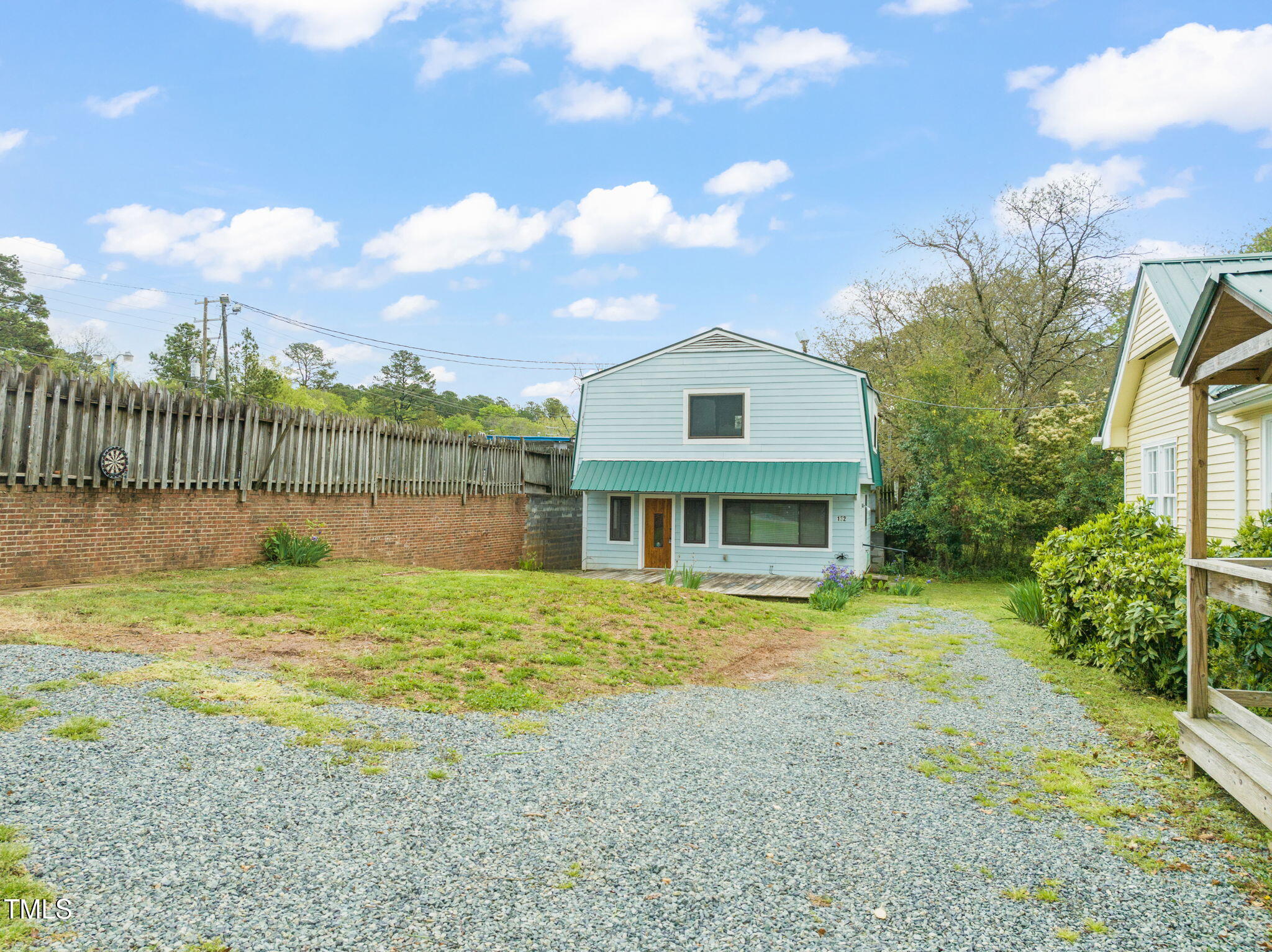 132 N Masonic Street