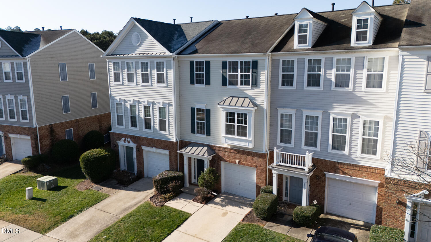 712 Sutter Gate Lane