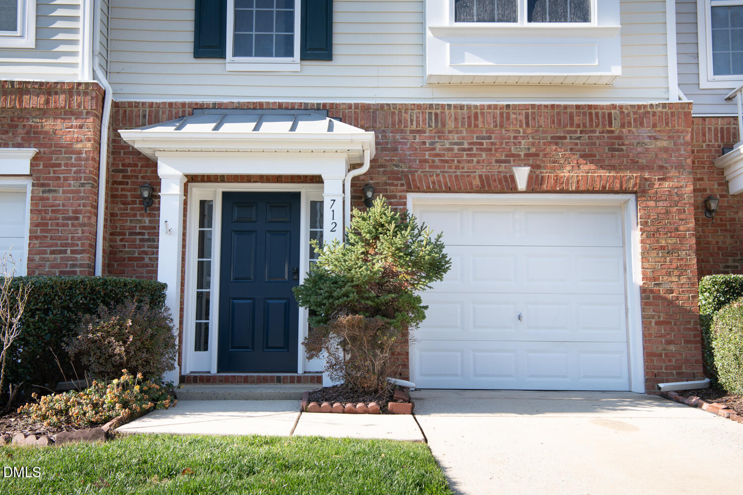 712 Sutter Gate Lane