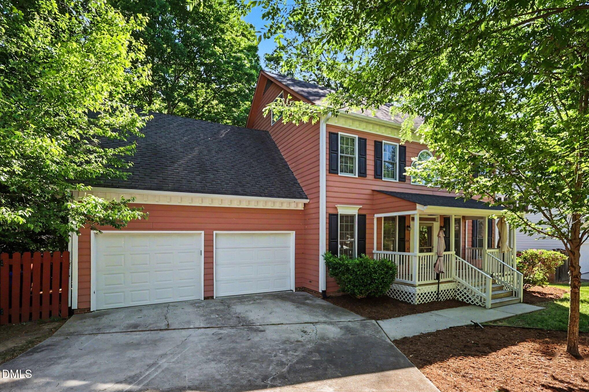 104 N Crabtree Knoll