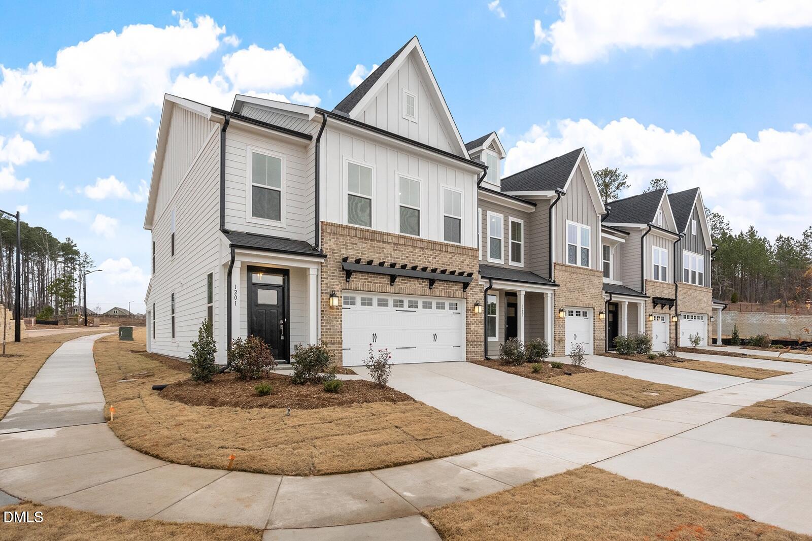 1201 Bell Heather Road 16