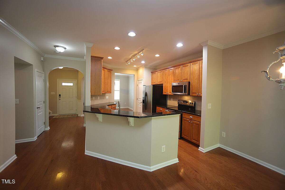 5927 Hourglass Court