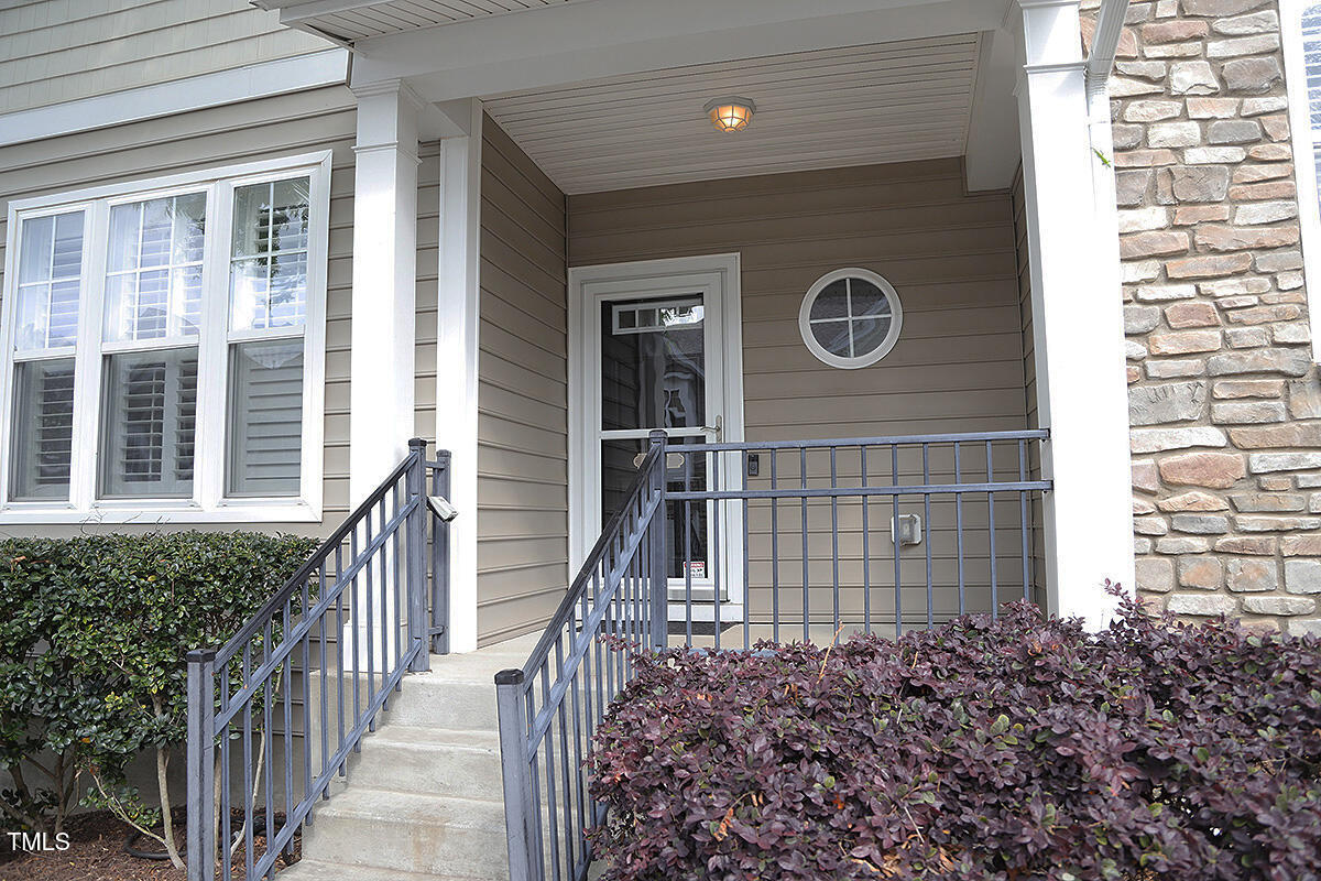 5927 Hourglass Court