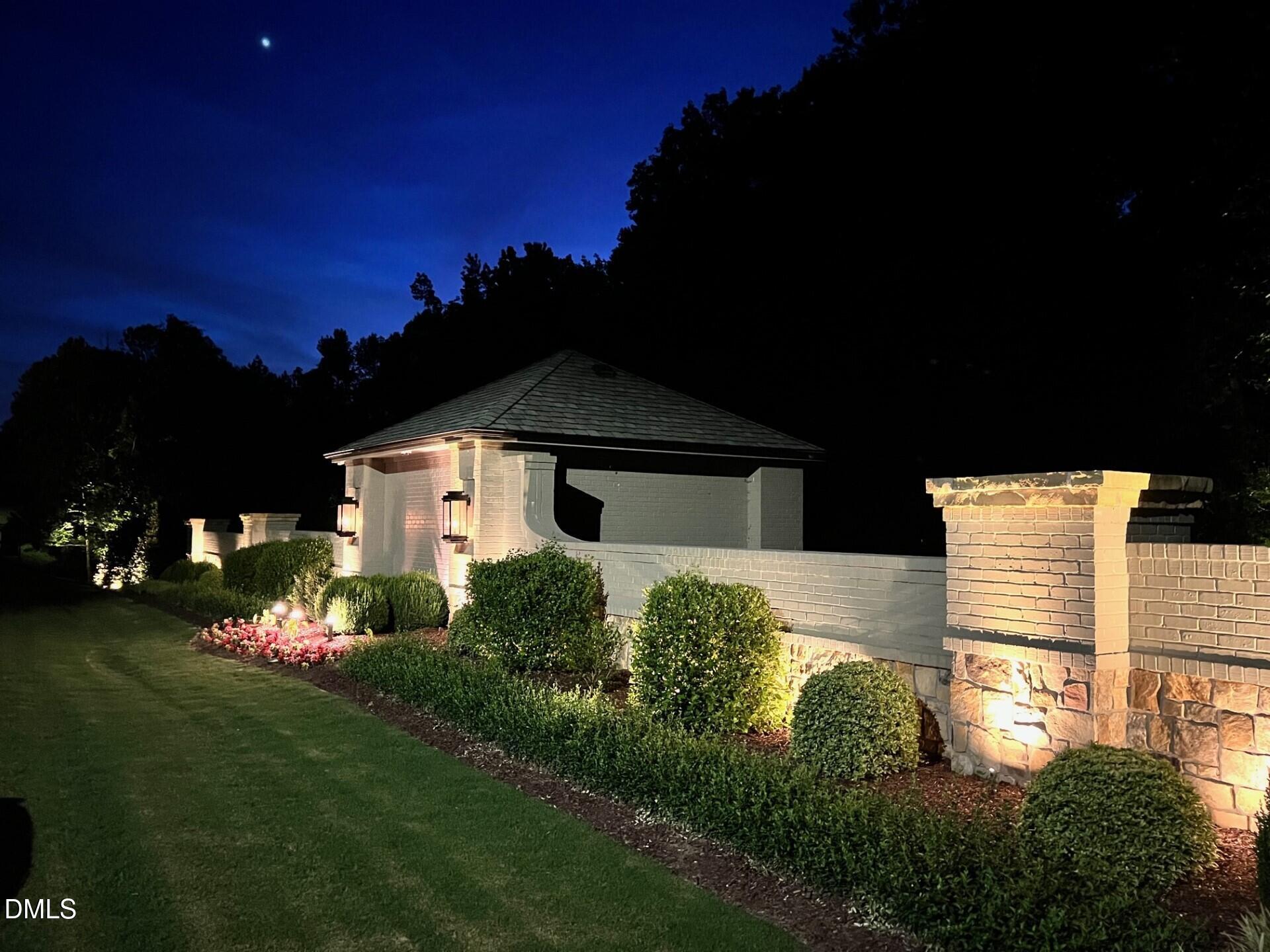 571 Westhampton Drive