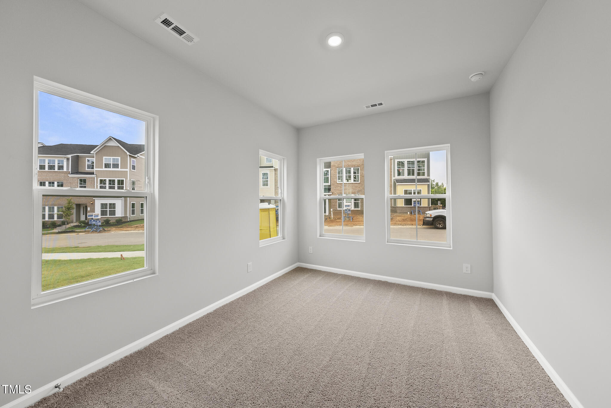 324 Chesapeake Commons Street 143