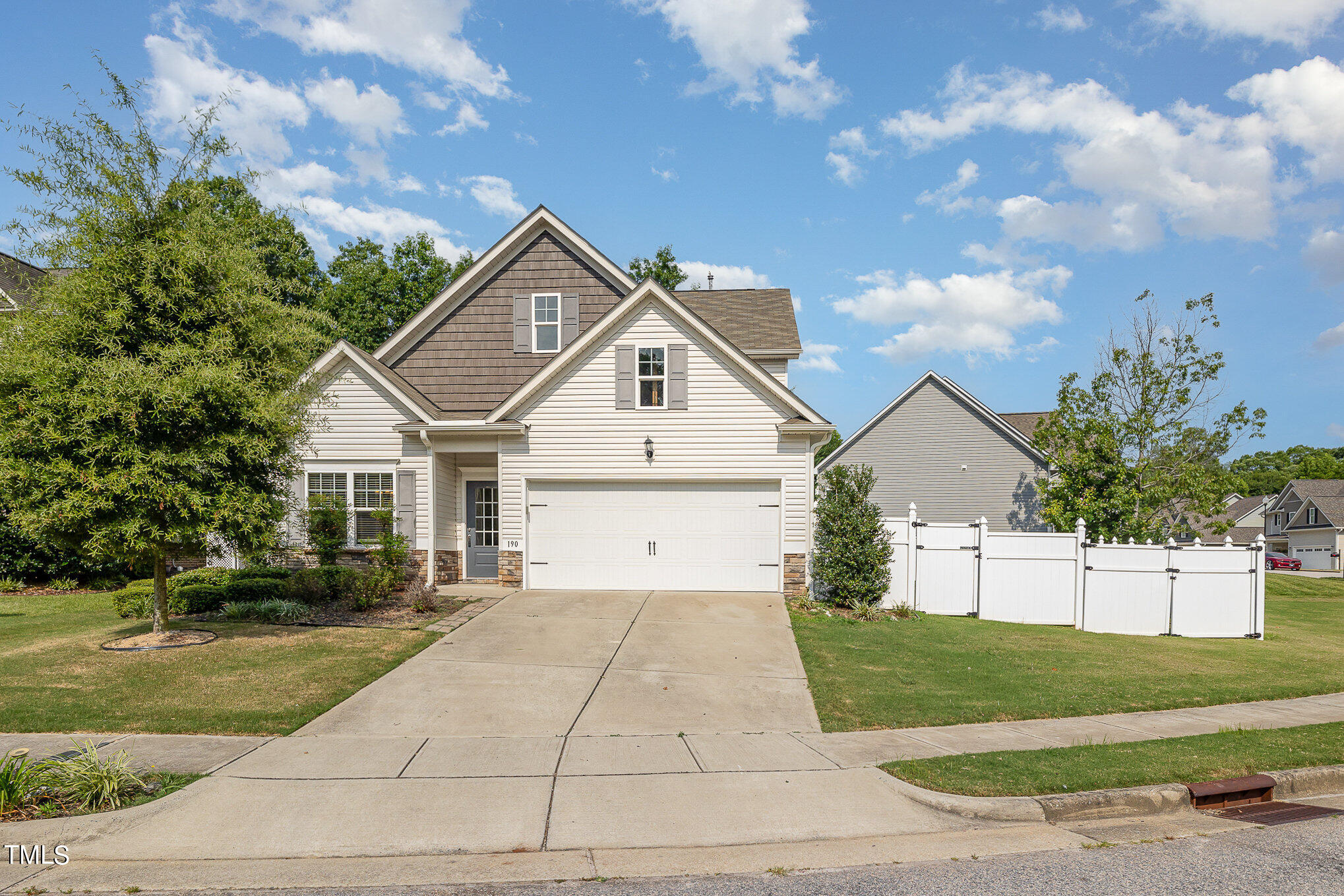 View Clayton, NC 27527 house