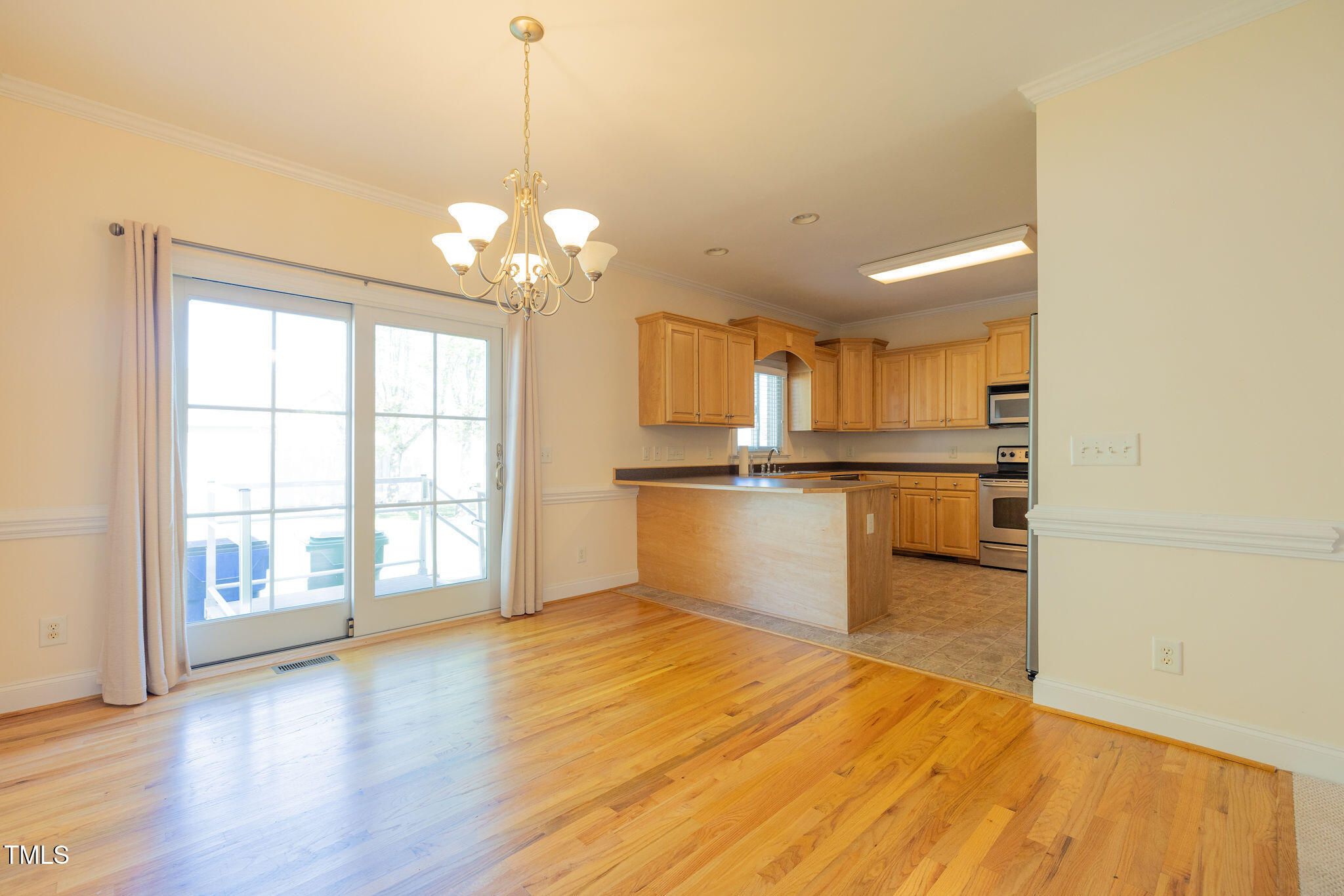 627 Carraway Drive