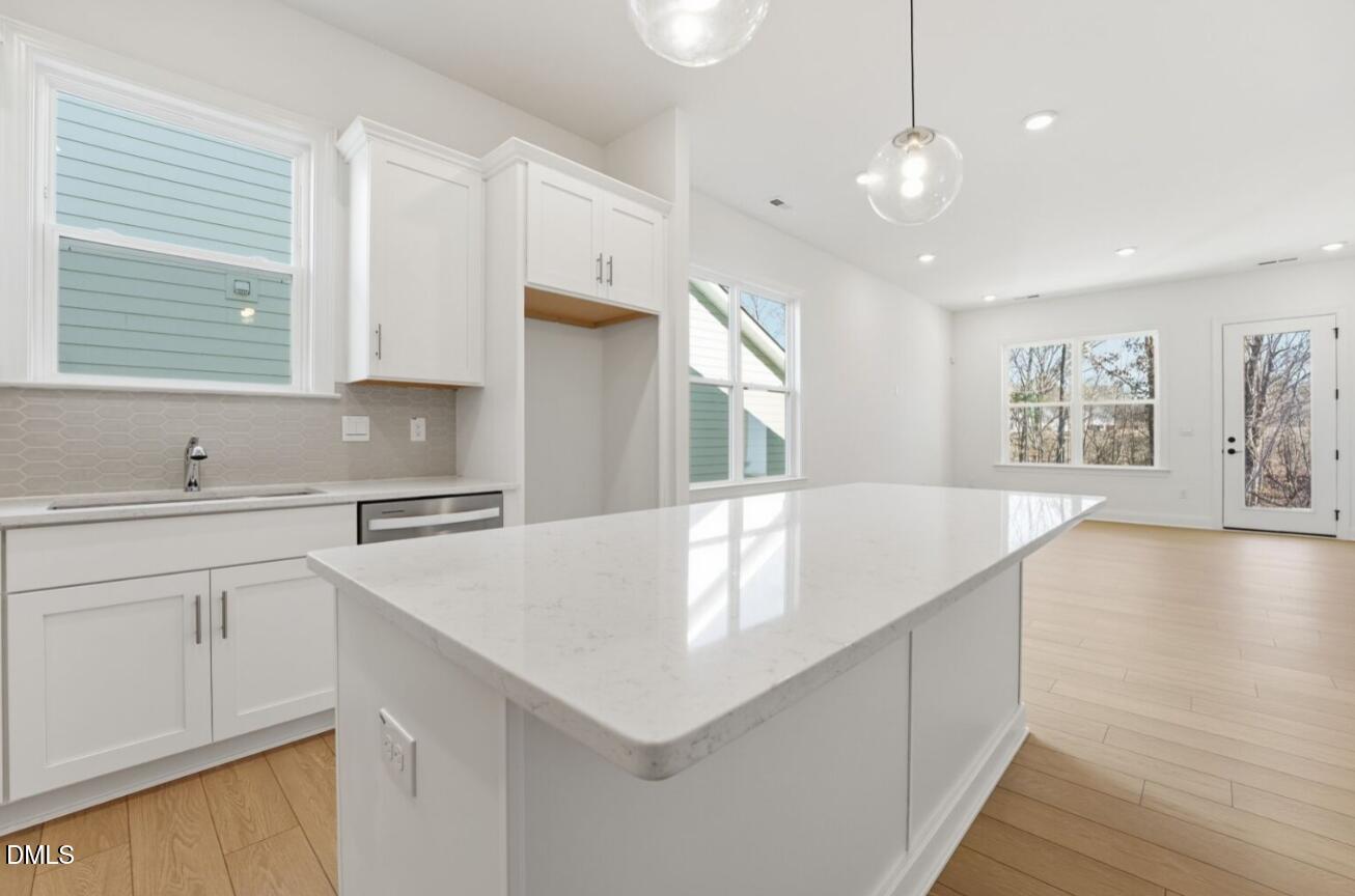 2253 Abbeyhill Drive 129