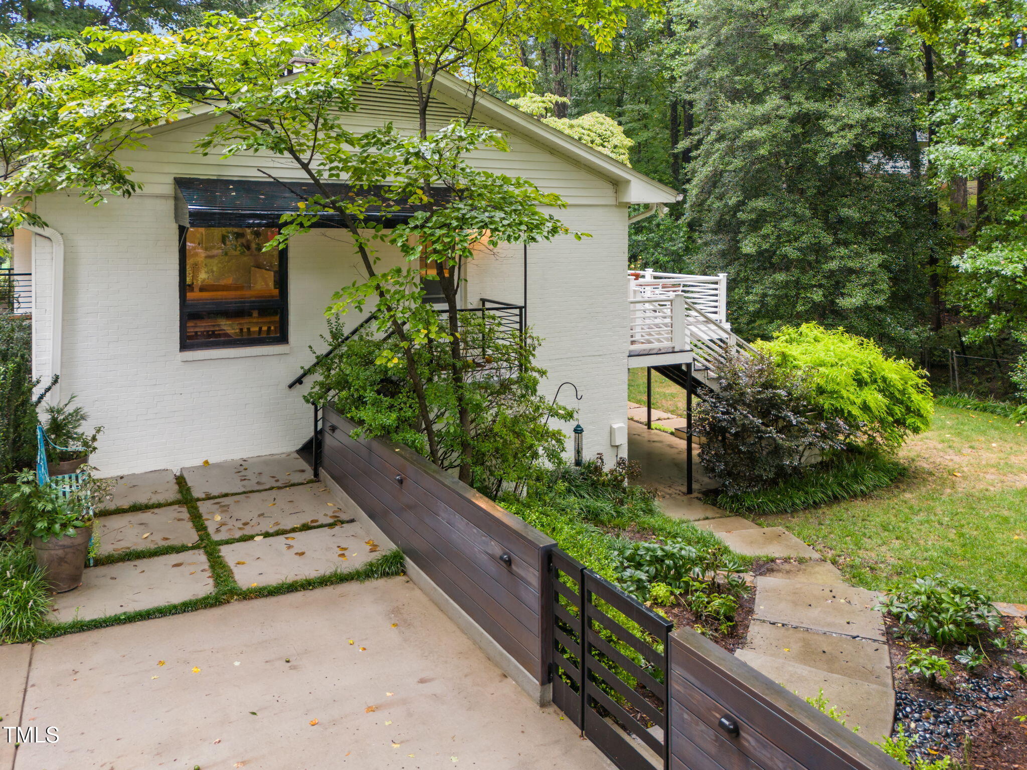 806 Beaver Dam Road