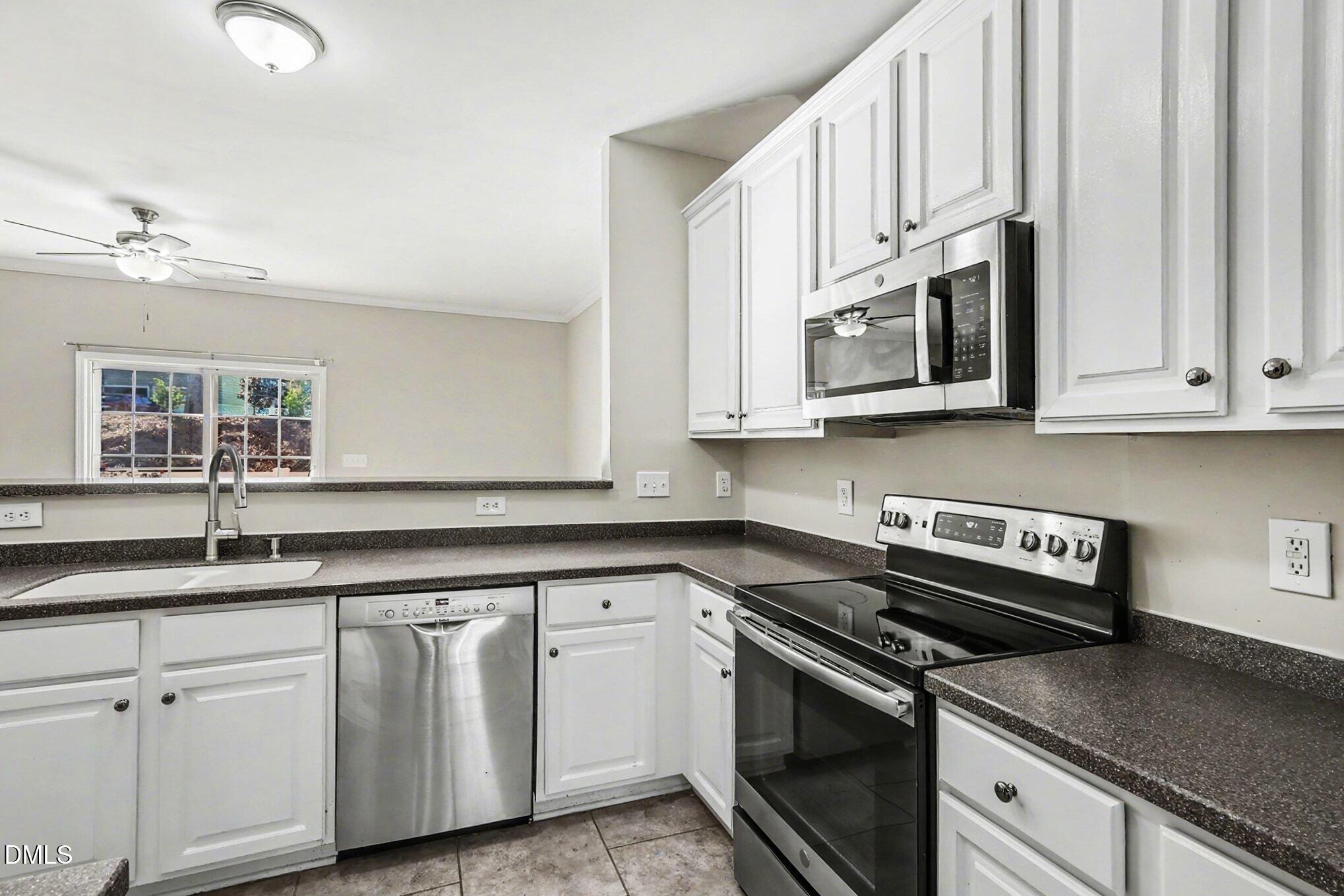 2707 Sunny Corners Court