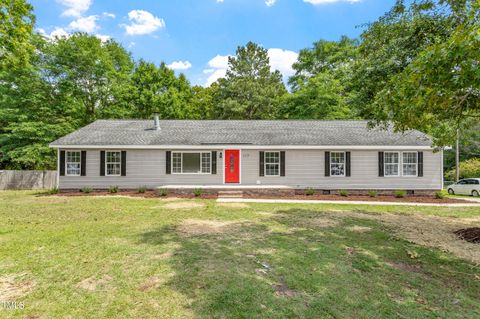 125 Hillcreek Drive Parkton NC 28371