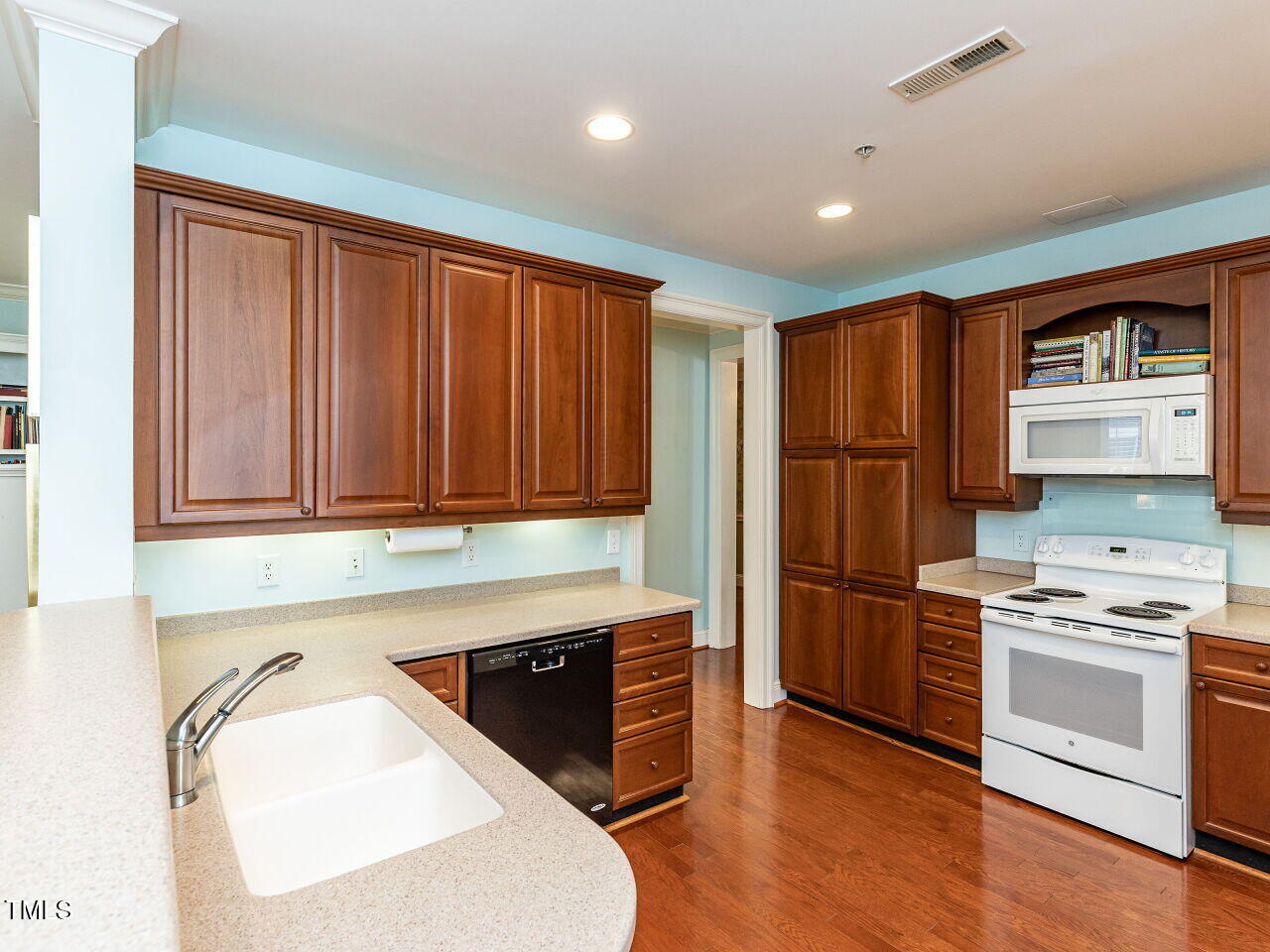 2813 Market Bridge Lane 204