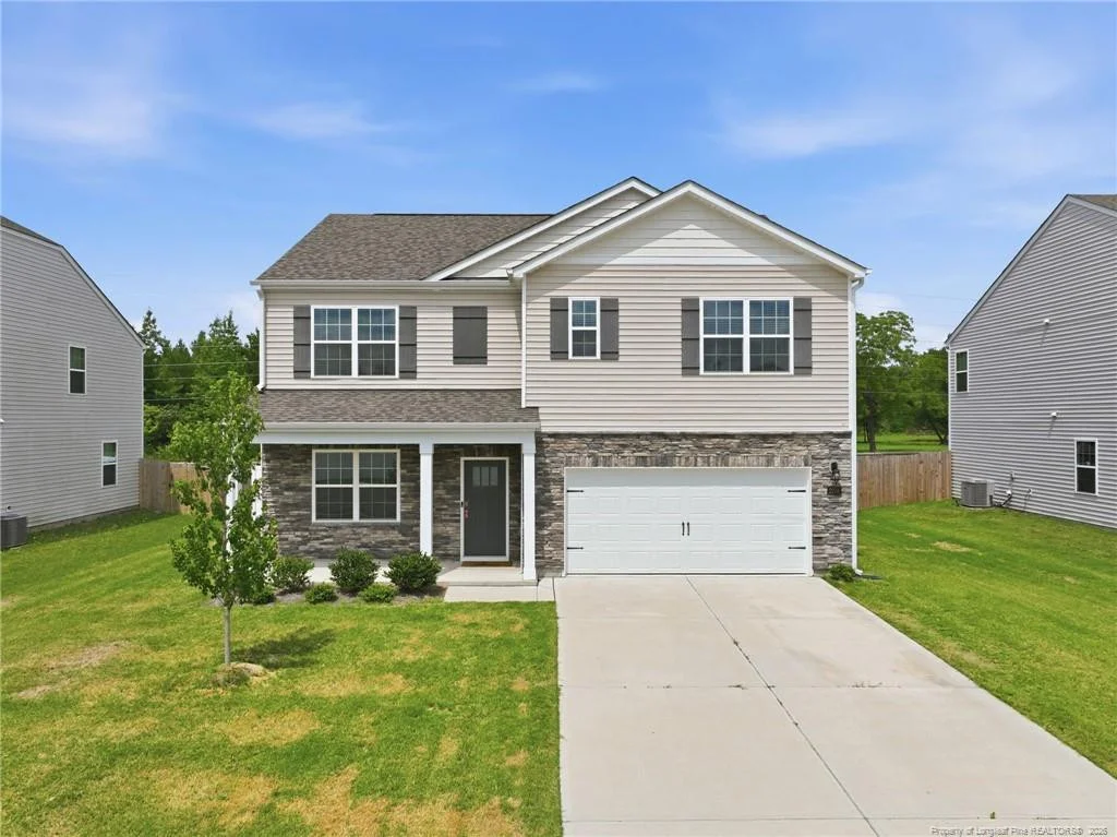 2208 Clydesmill Road