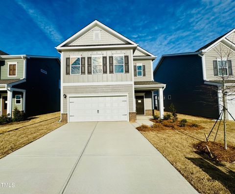 108 Commons Circle 228 Clayton NC 27520
