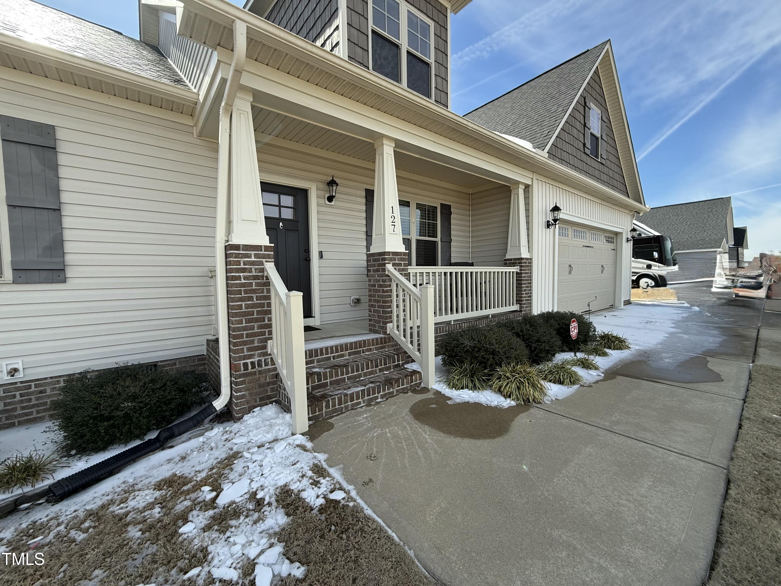 127 Clipper Lane