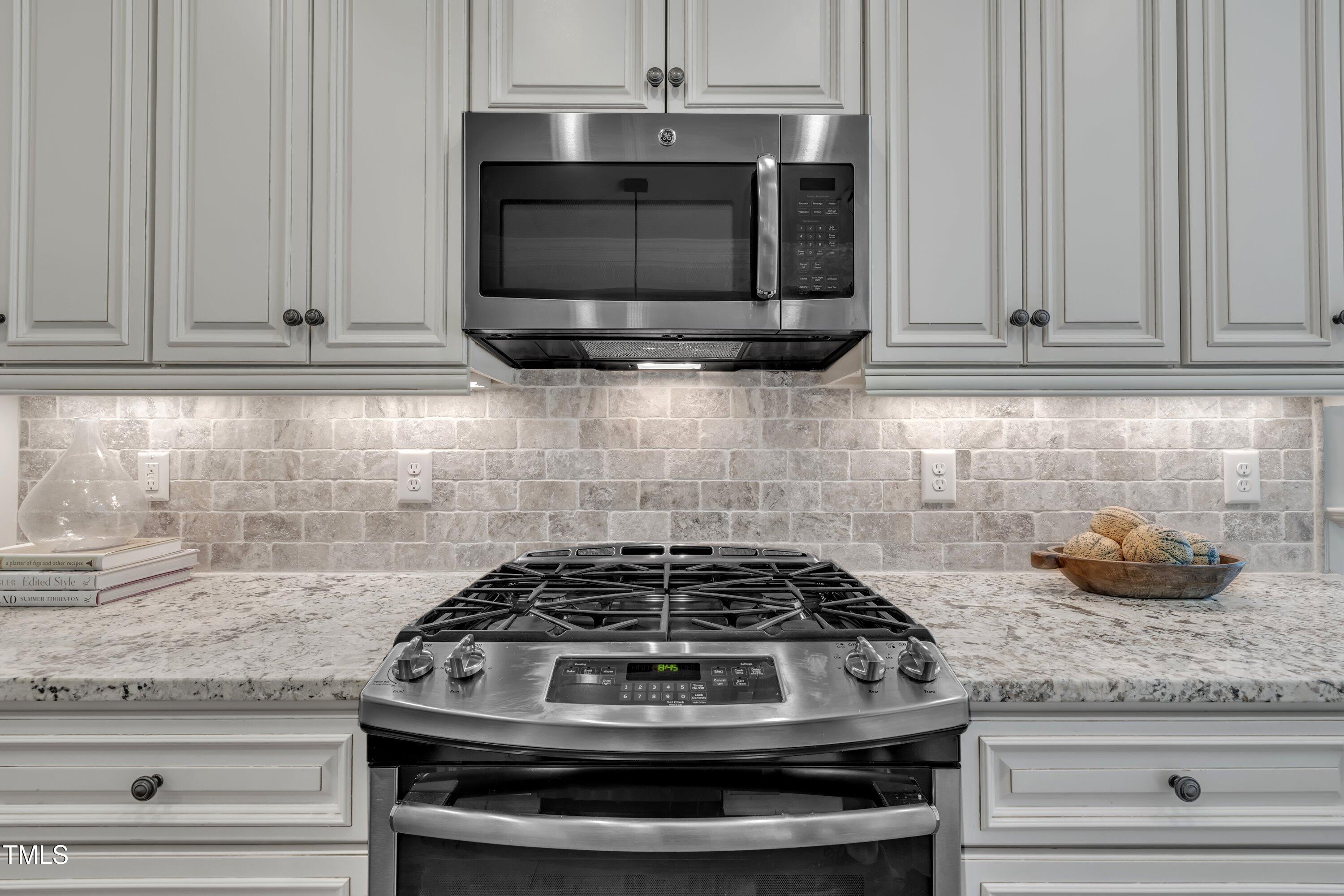 Rolesville, North Carolina 27571, United States, 4 Bedrooms Bedrooms, ,4 BathroomsBathrooms,Residential,Pending,135729