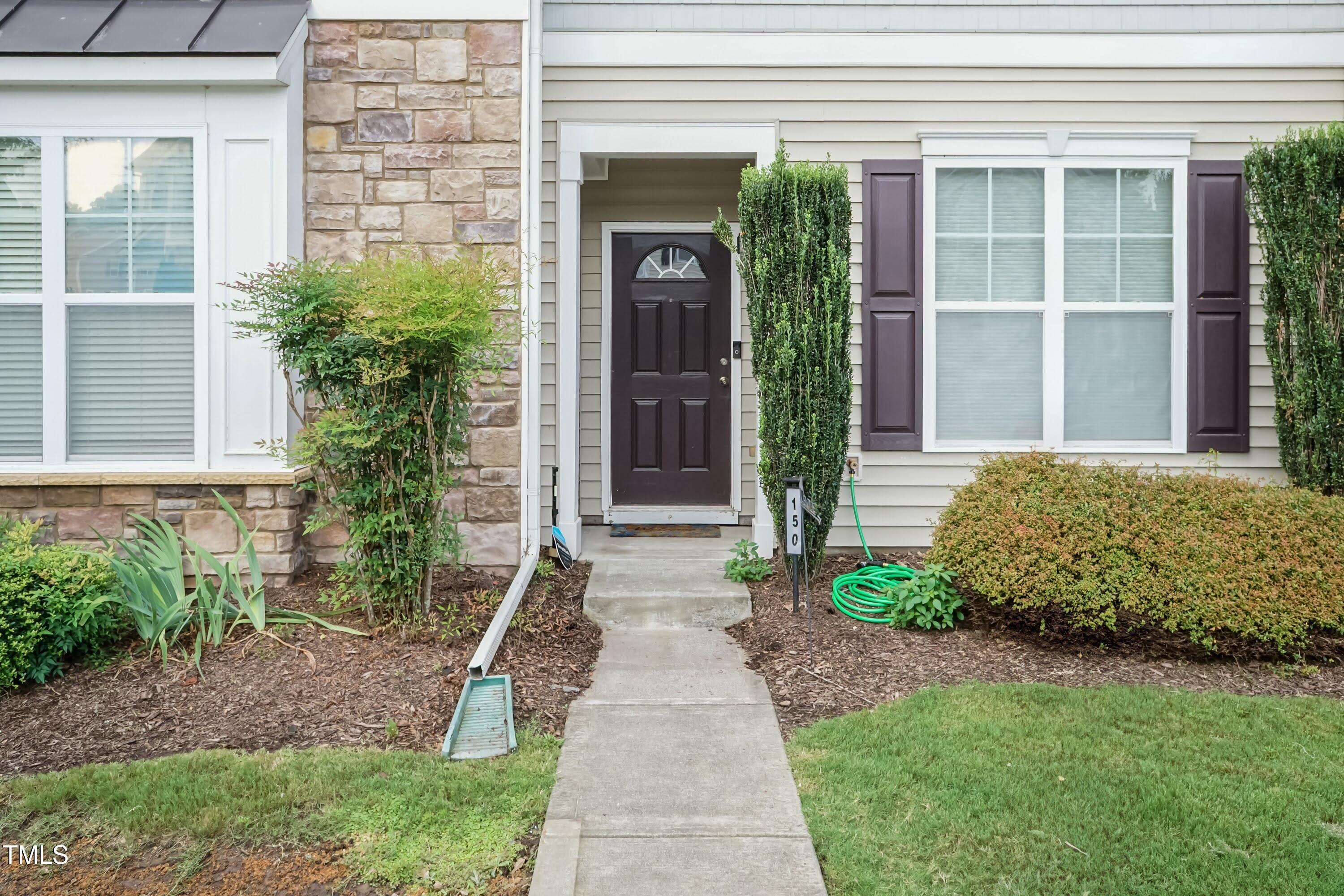 100 Stratford Lakes Drive 150