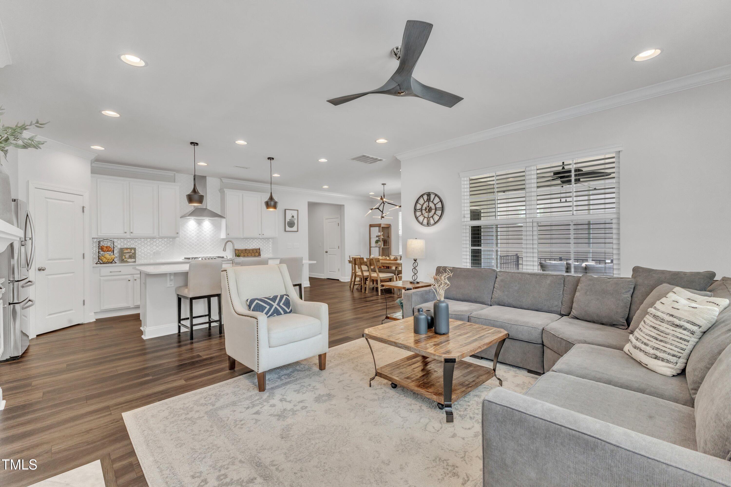 2969 Thirlestane Drive