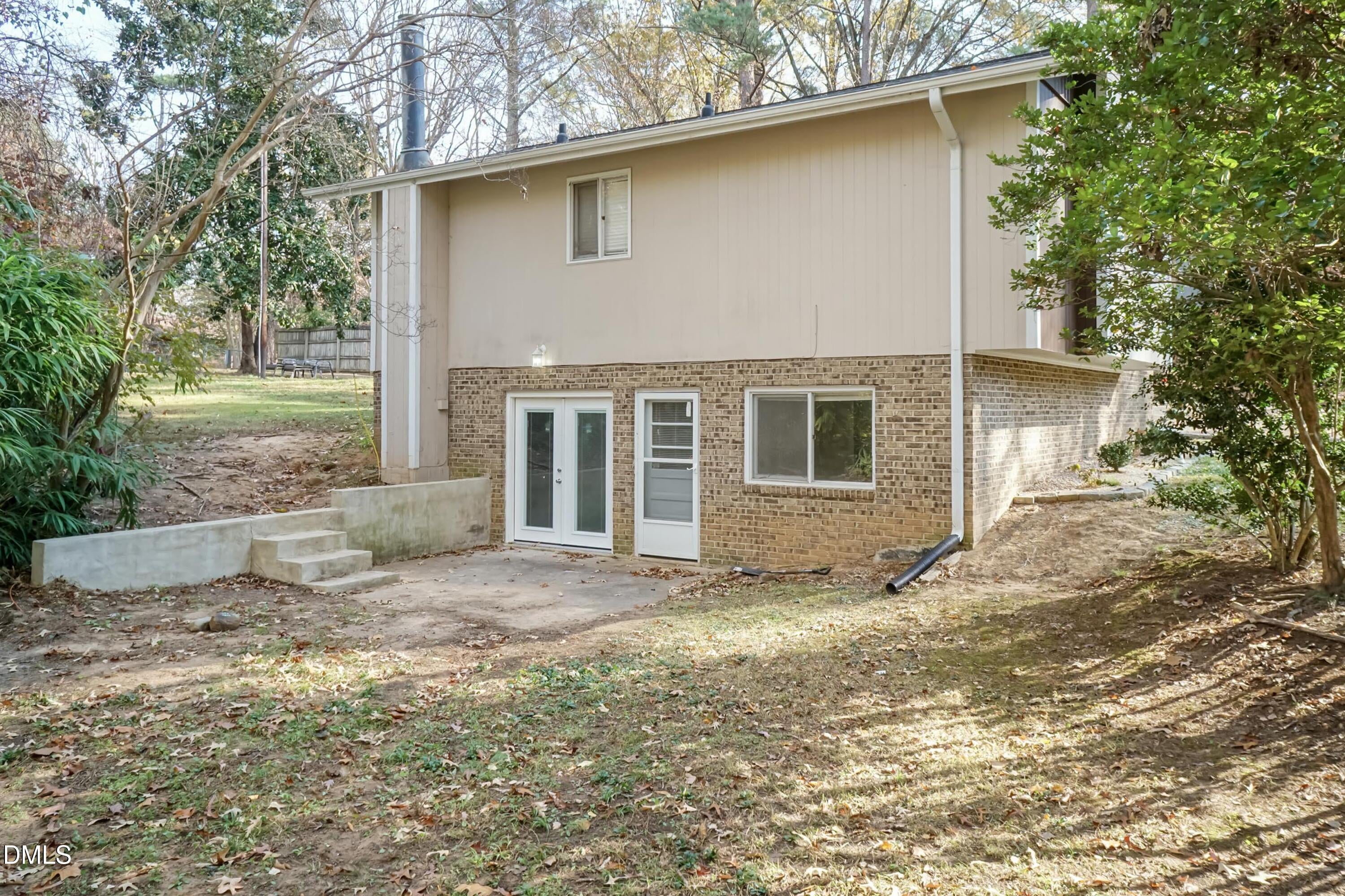 5829 Sandstone Drive