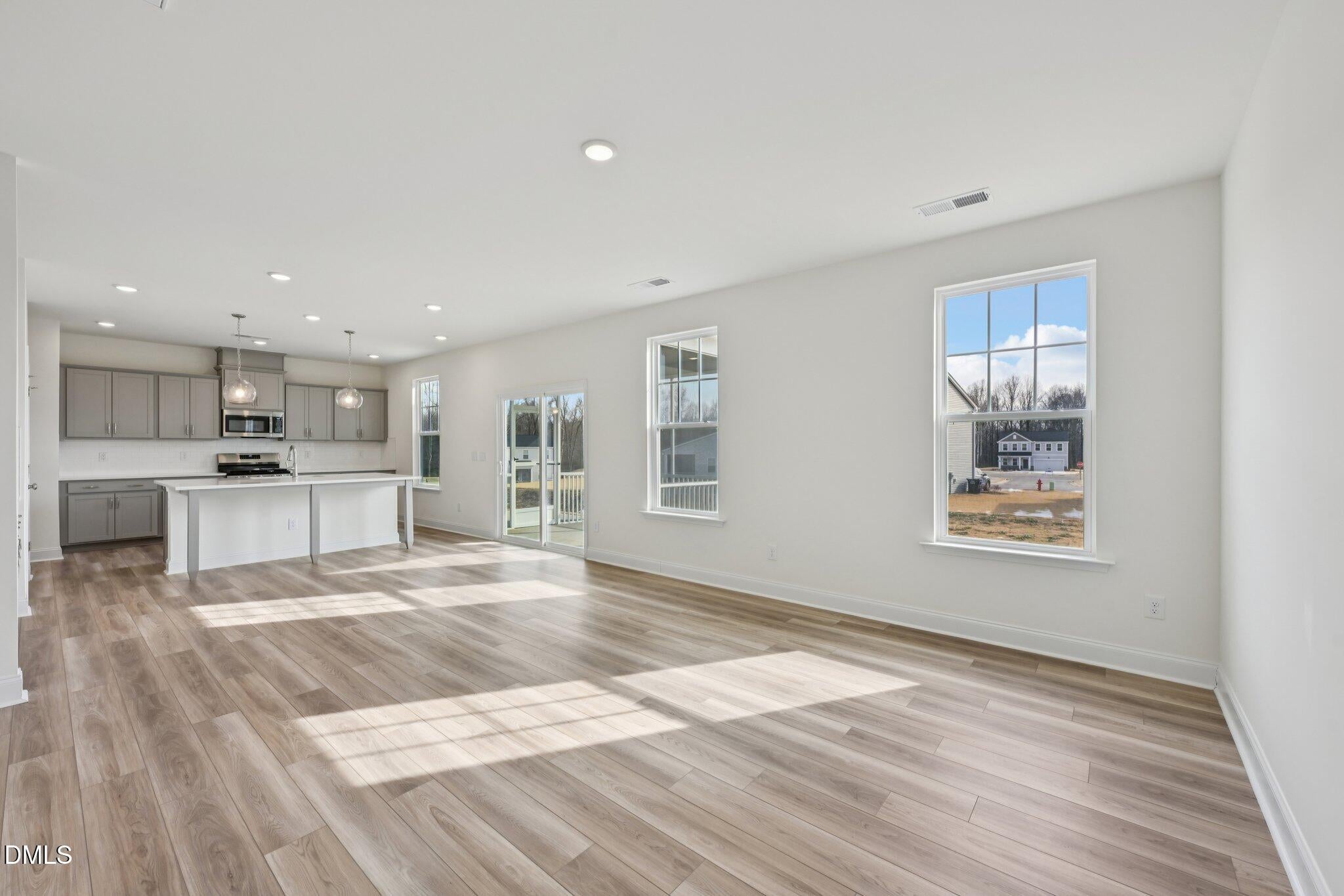 532 Hipwood Drive