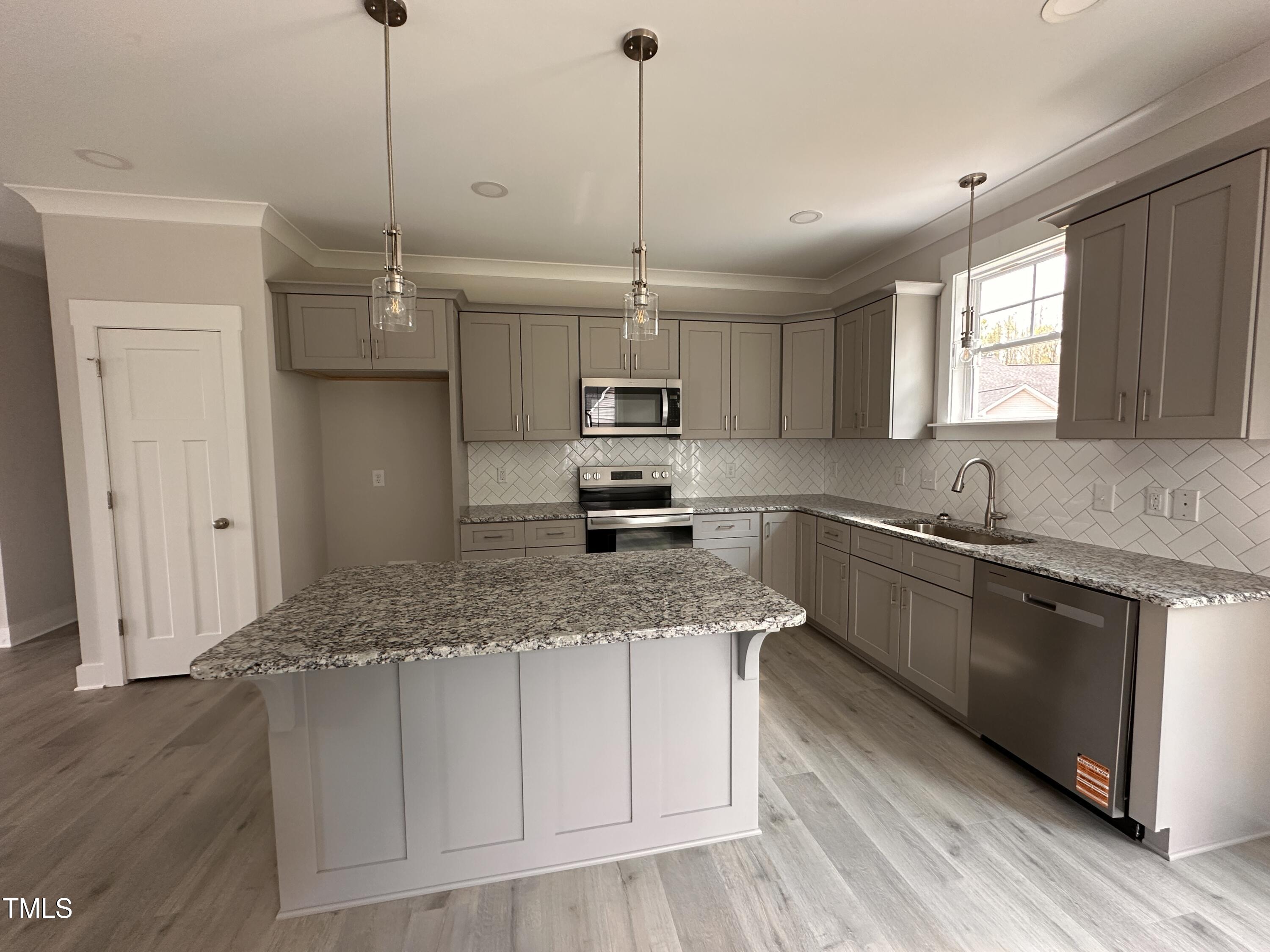 39 N Rowsham Place