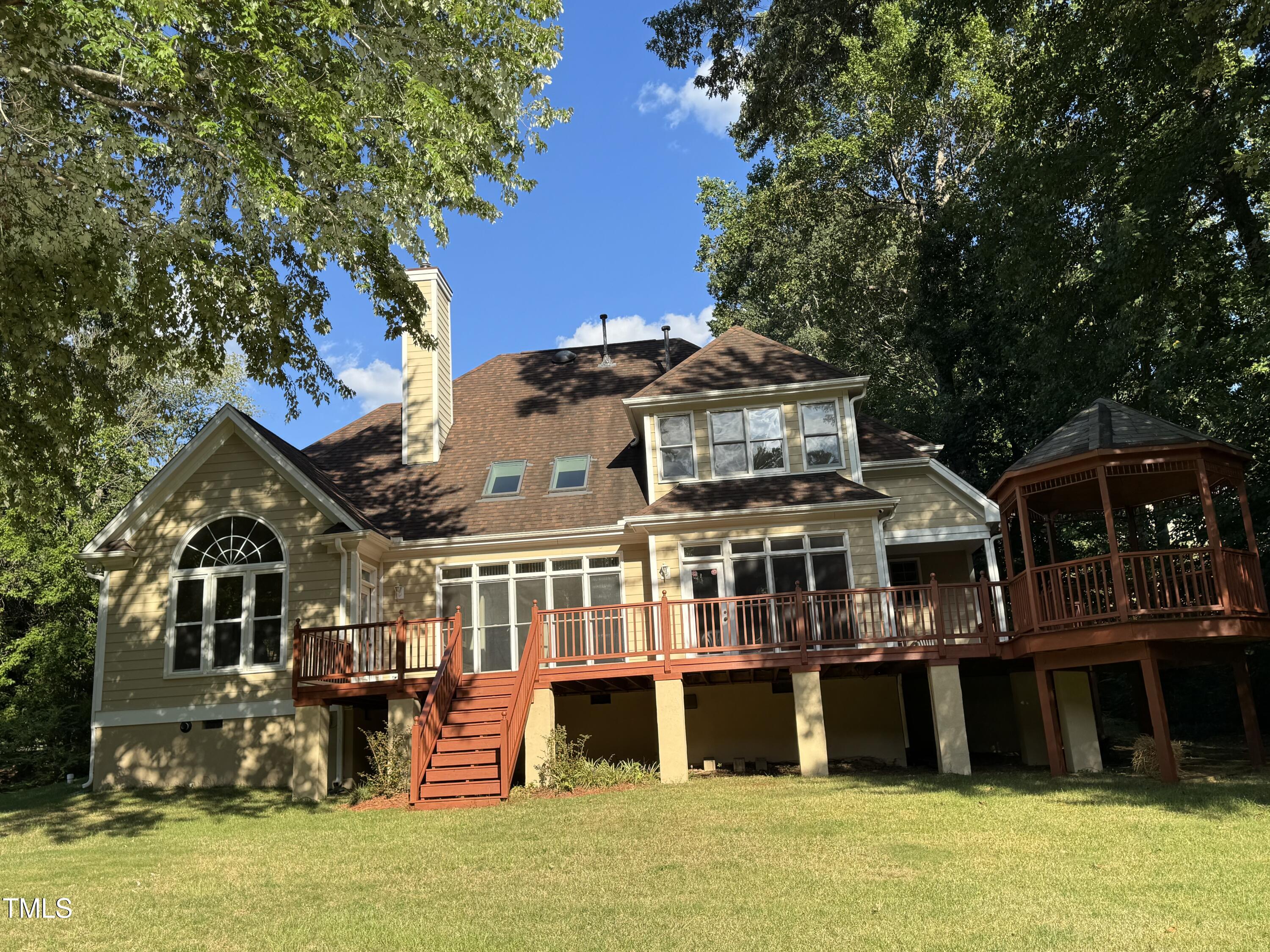 105 Headlands Lane