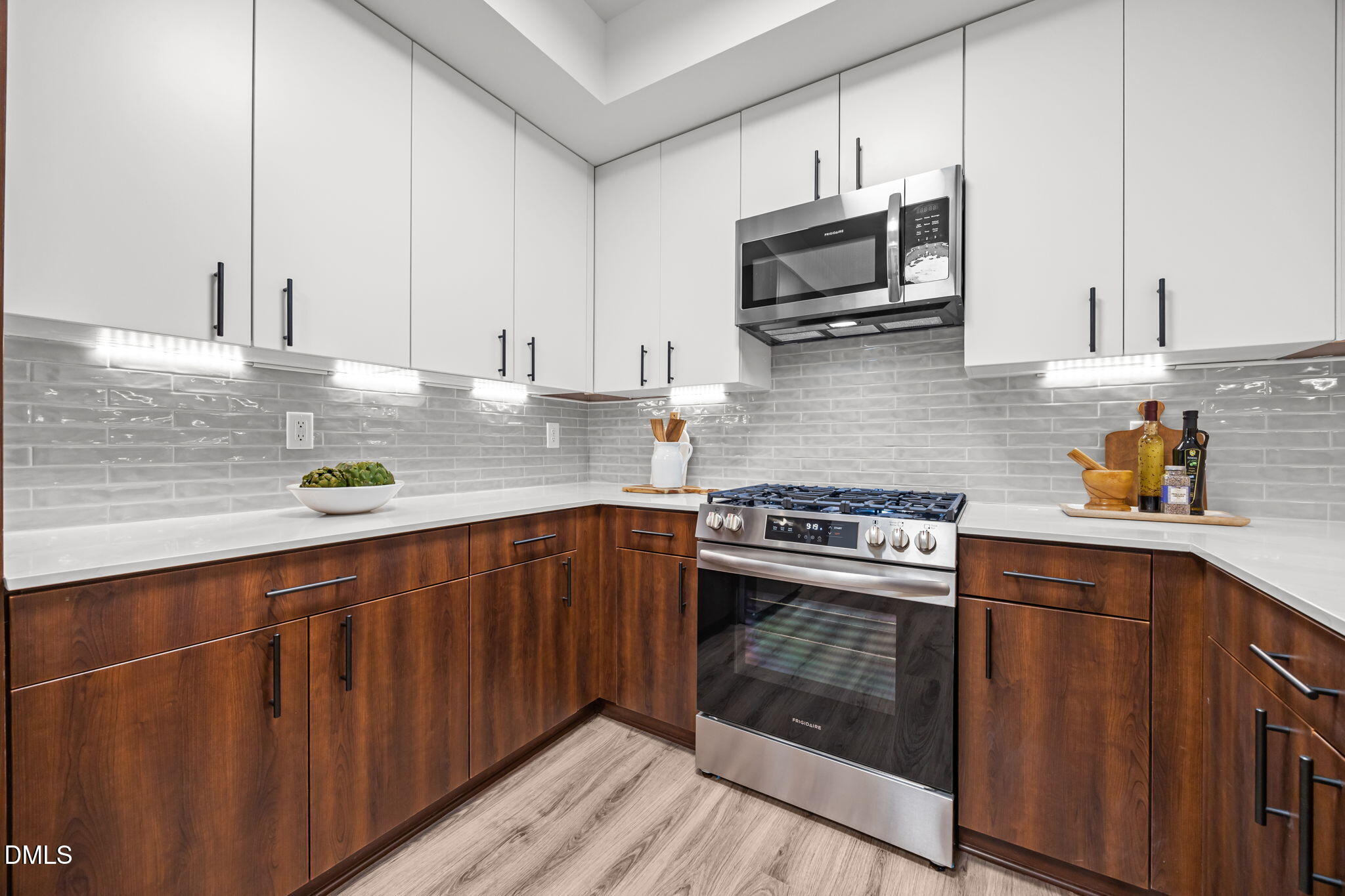 615 W Peace Street 308