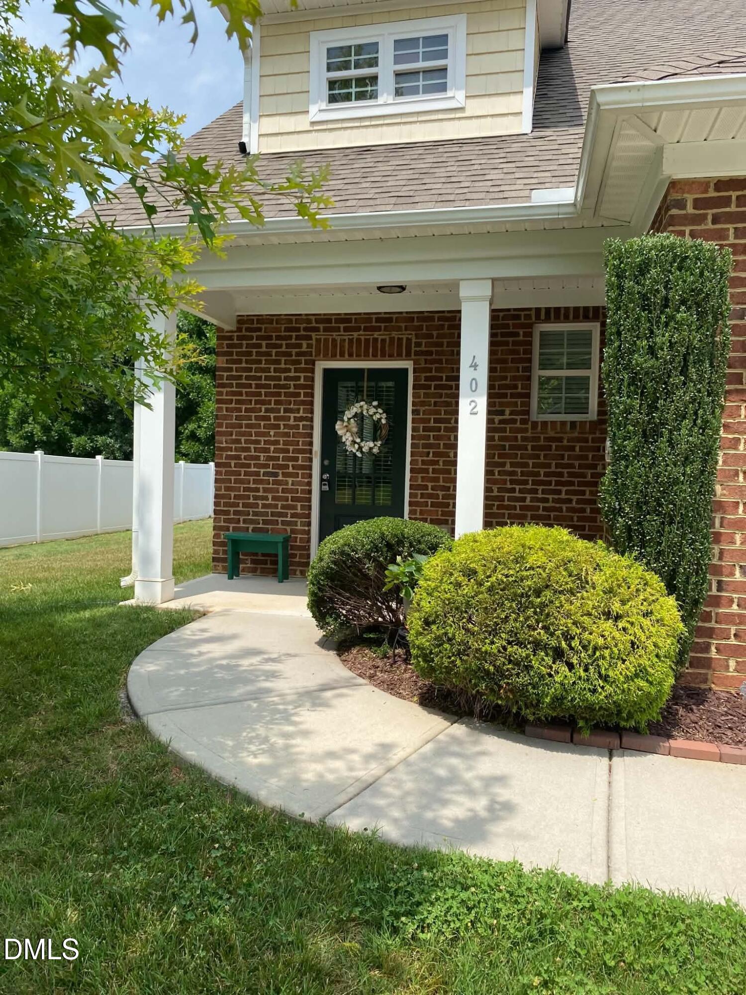 402 Mockingbird Lane