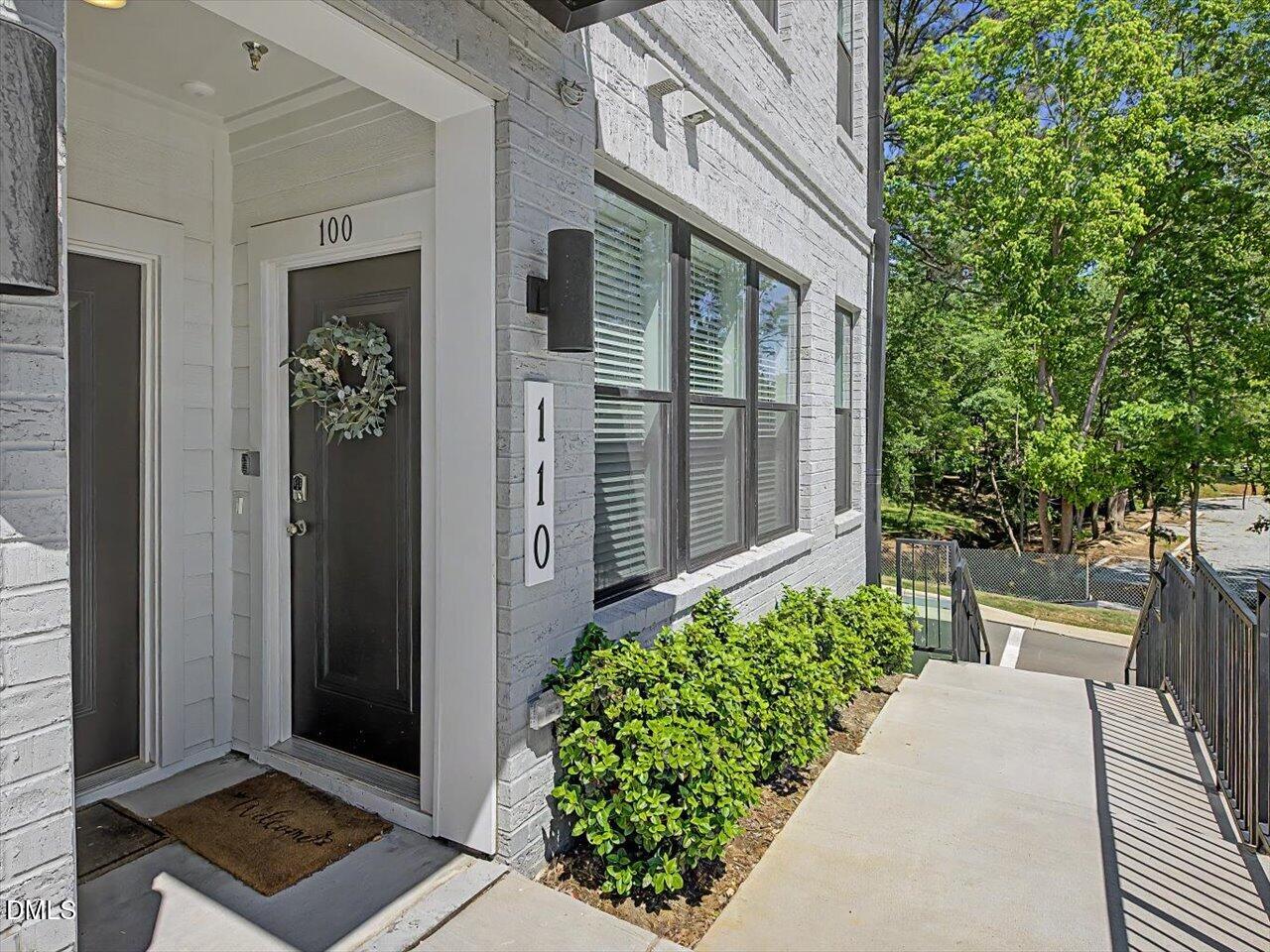 110 Ailey Brook Way 100