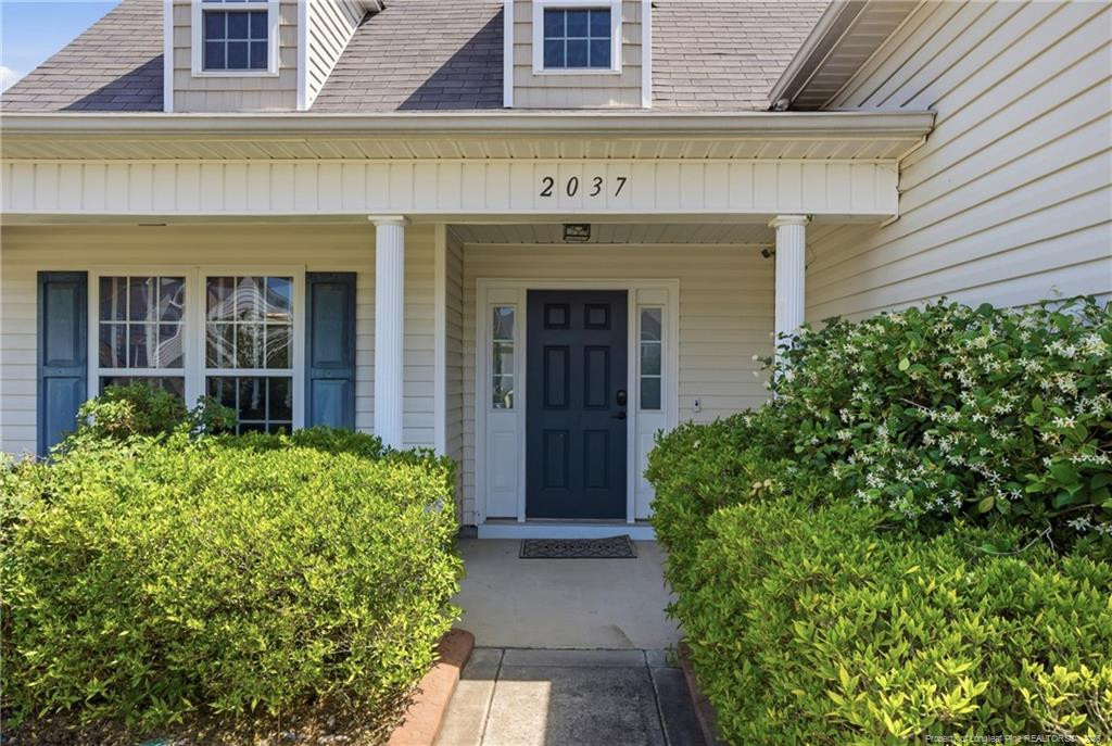 2037 Gray Goose Loop