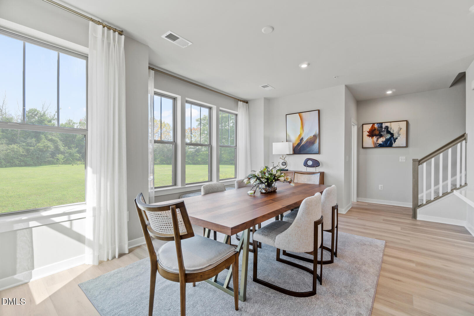 1250 Coach Station Alley 201