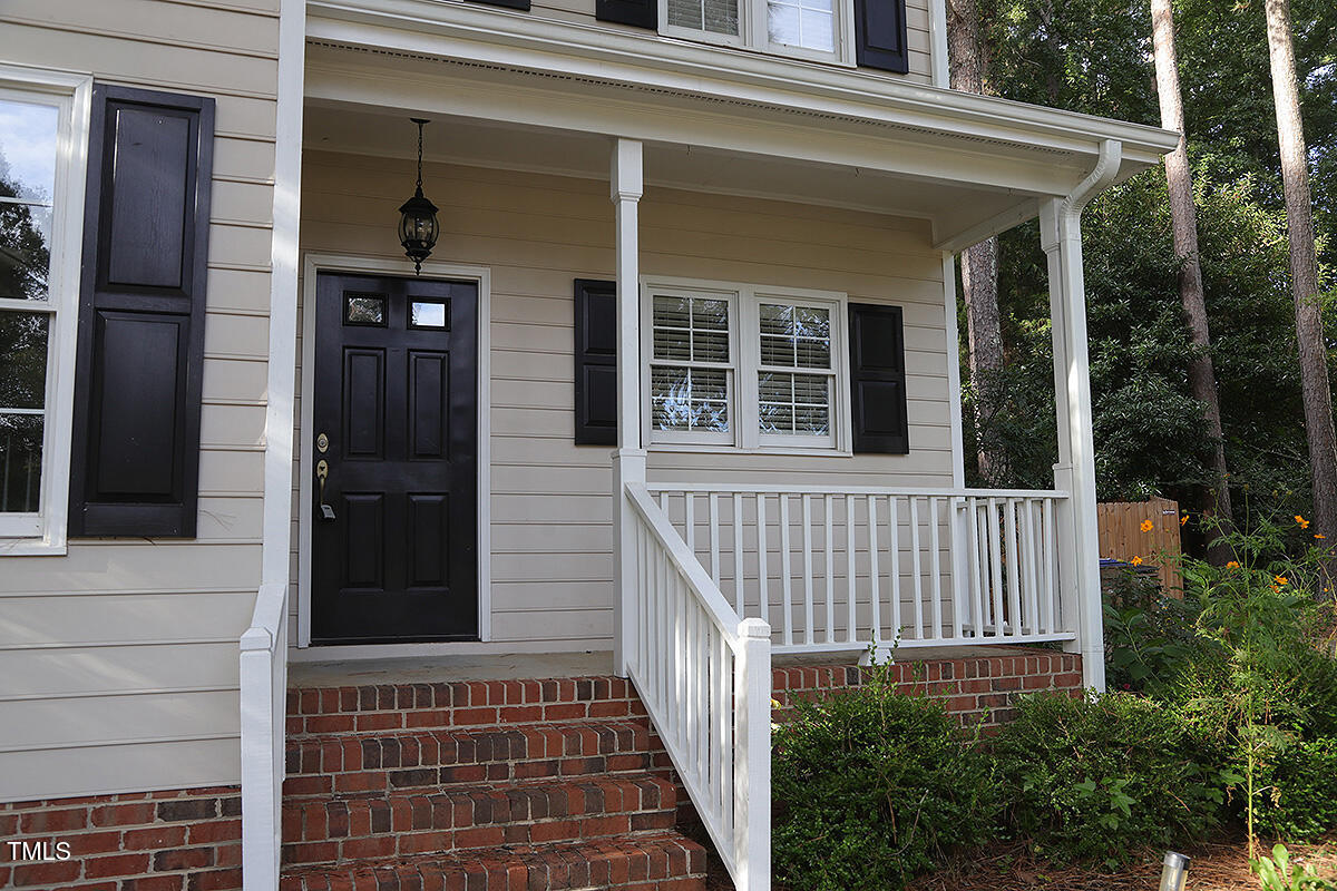 995 St Catherines Drive