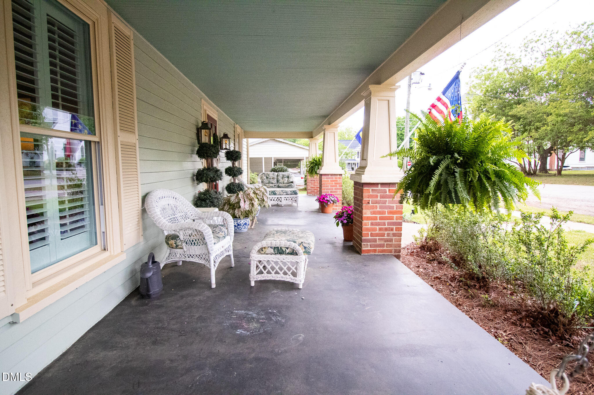 115 W Franklin Street