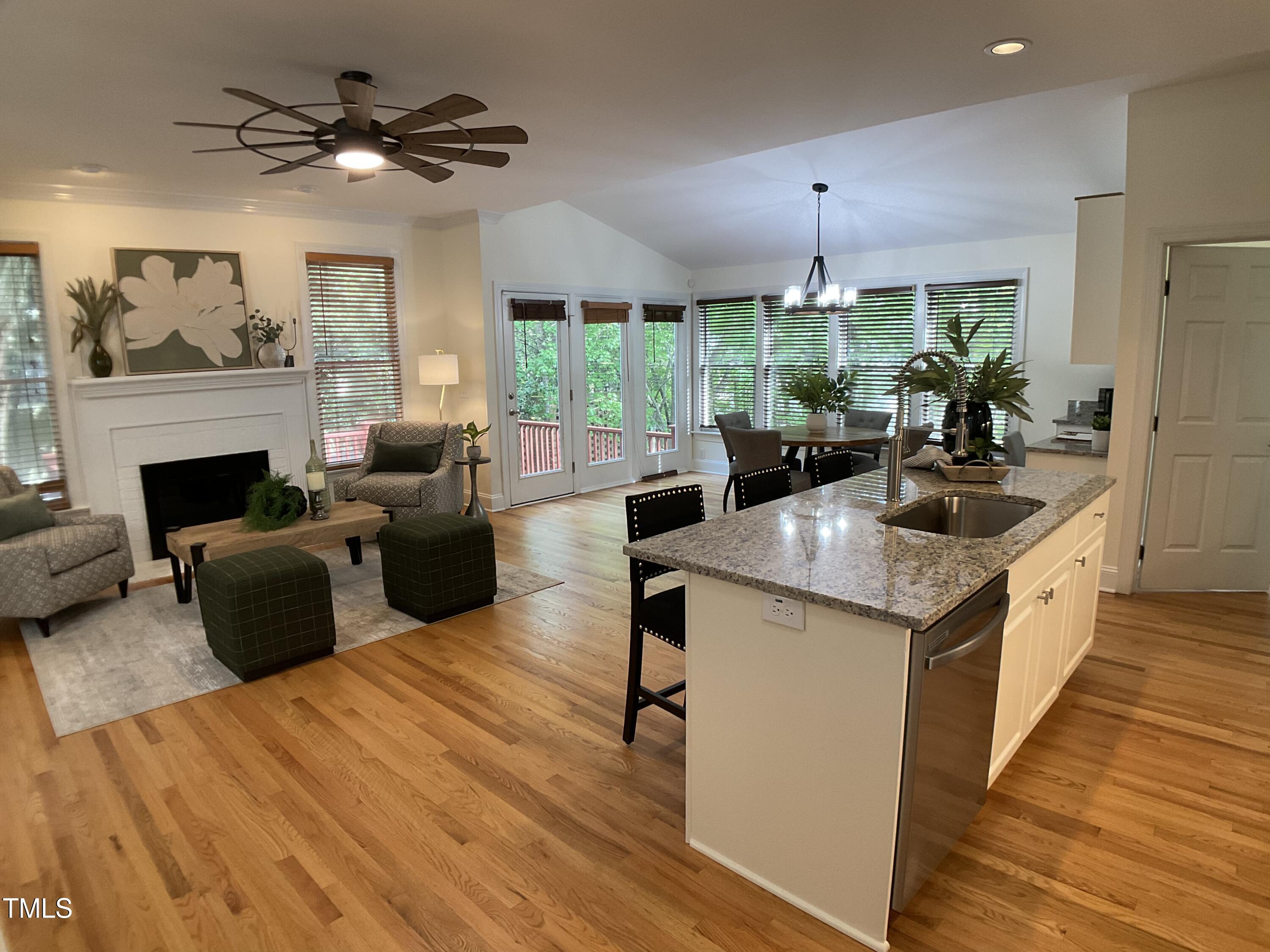 409 Parkside Circle