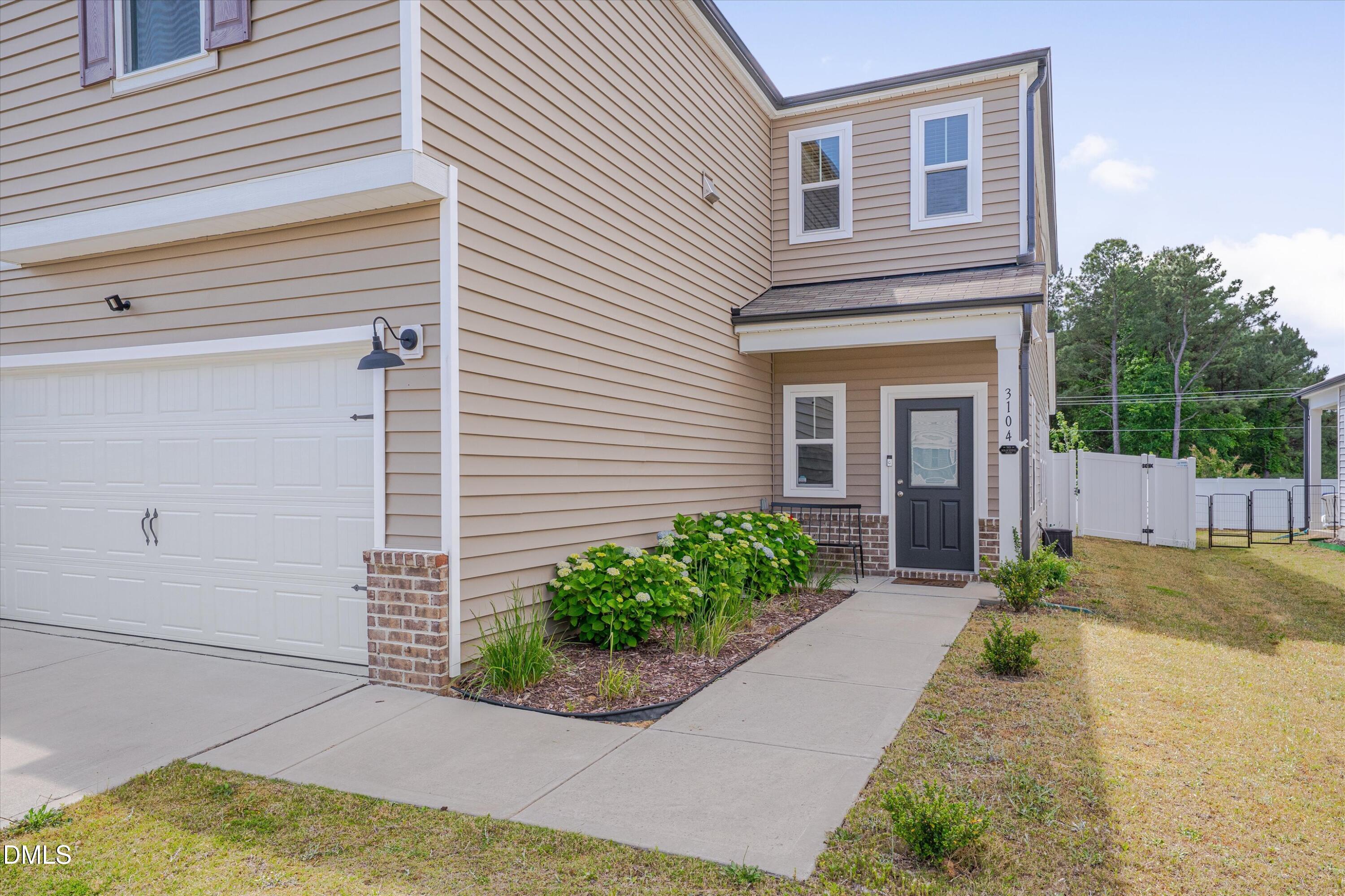 3104 Lake Barkley Way